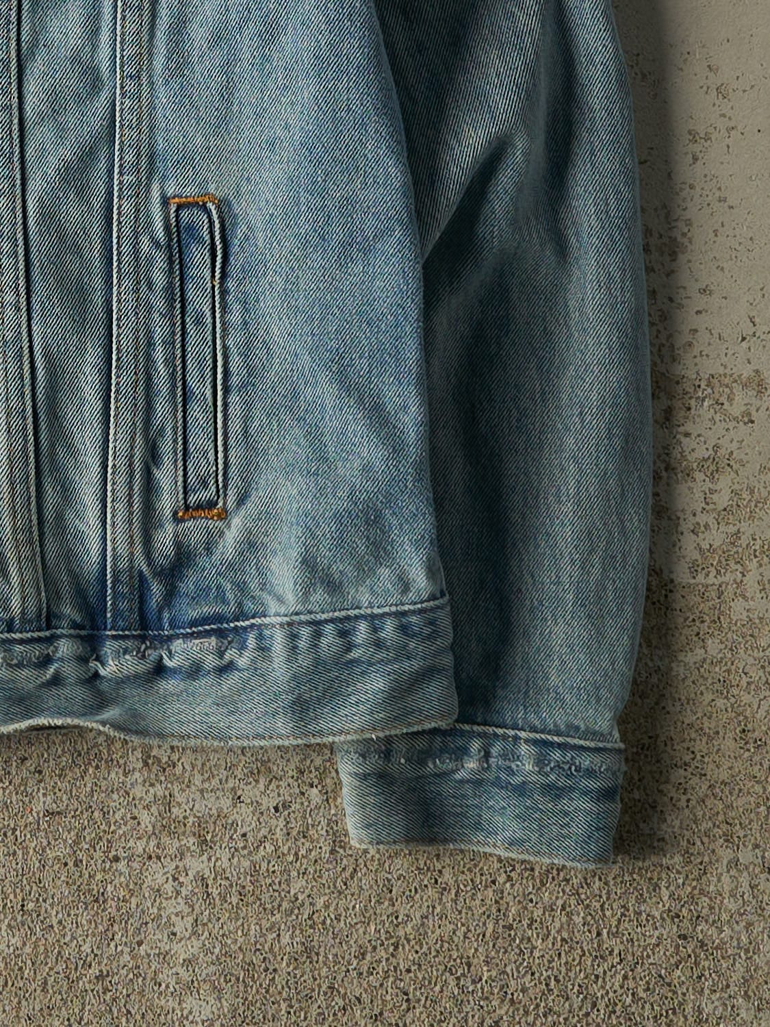 Vintage 90s Light Wash Levi's Jean Jacket (XS)
