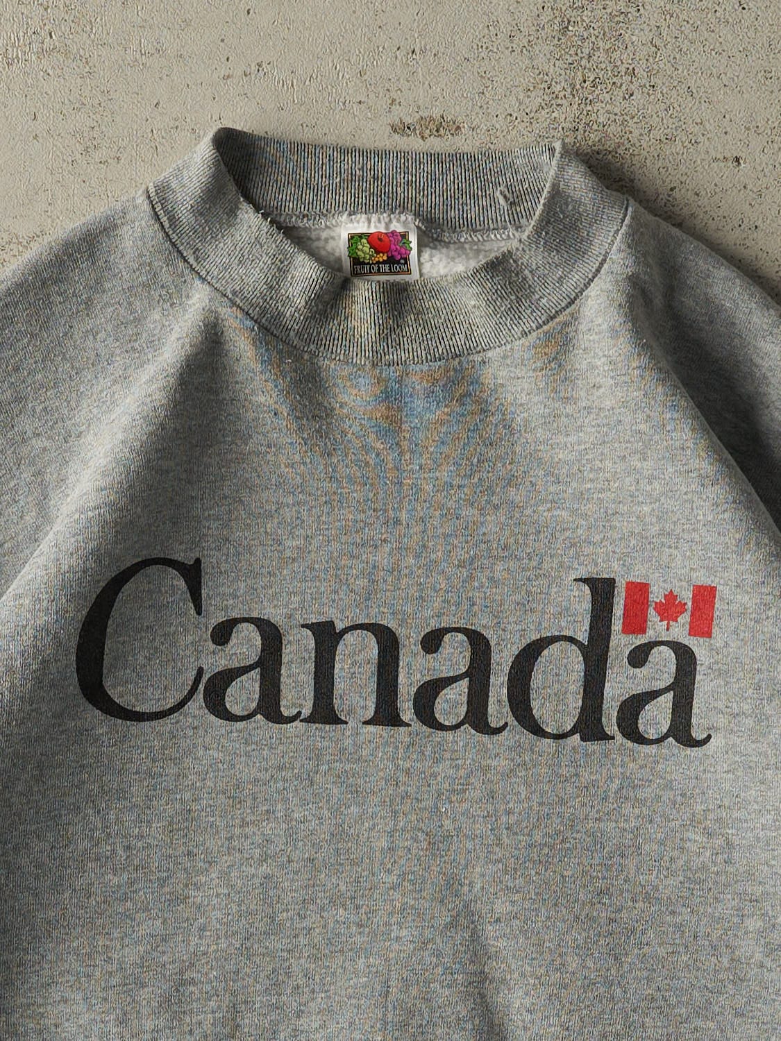 Vintage 90s Grey Canada Crewneck (L/XL)