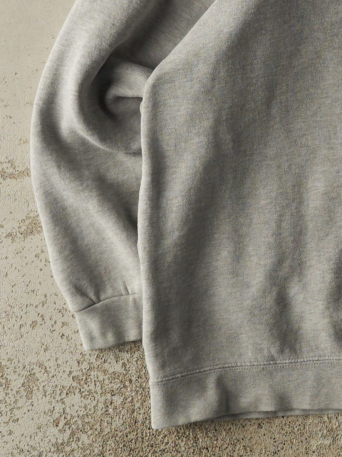 Vintage Y2K Grey Cherokee Embroidered Crewneck (S/M)