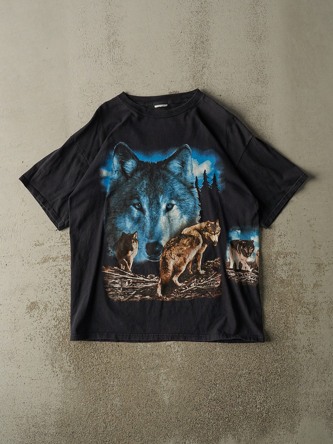 Vintage Y2K Black Wolf Tee (L/XL)