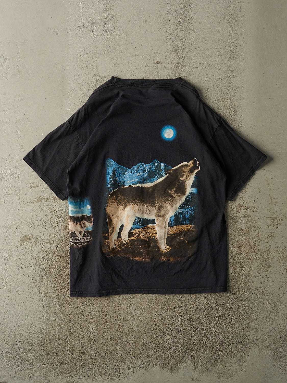 Vintage Y2K Black Wolf Tee (L/XL)