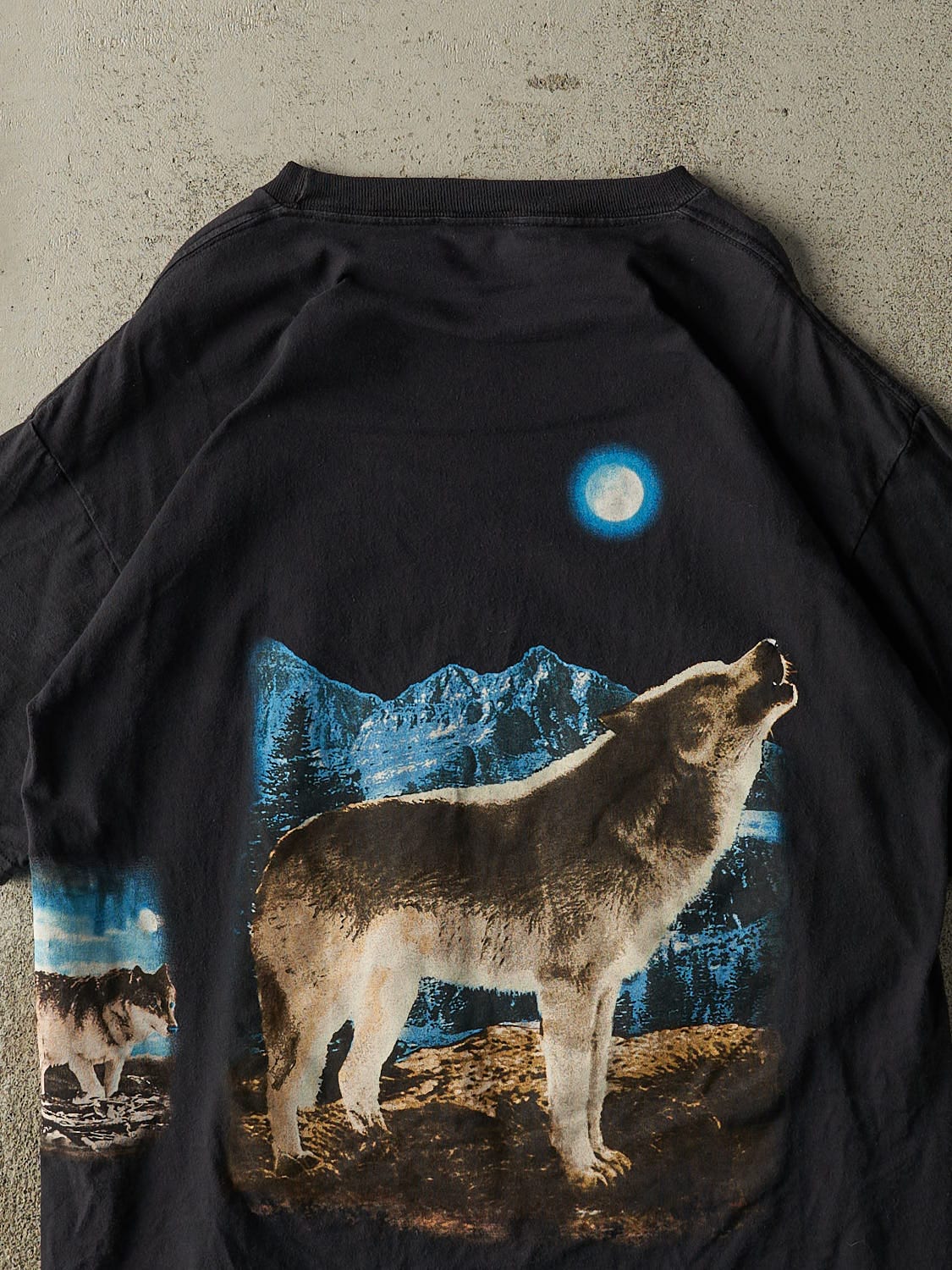 Vintage Y2K Black Wolf Tee (L/XL)