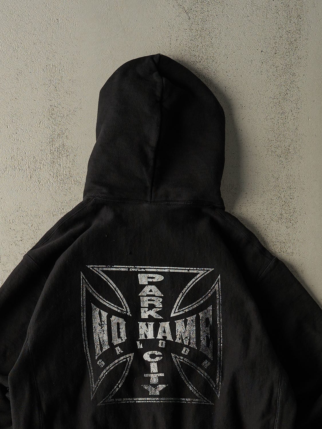 Vintage Y2K Black Champion Reverse Weave No Name Saloon Hoodie (M)