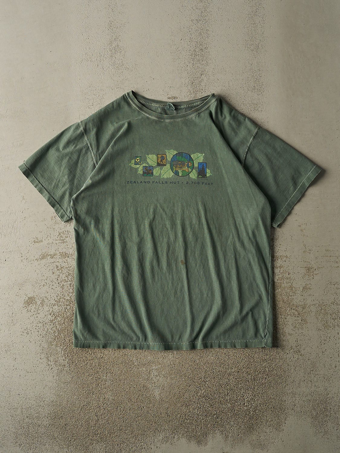 Vintage 08' Washed Green Zealand Falls Tee (XL/XXL)