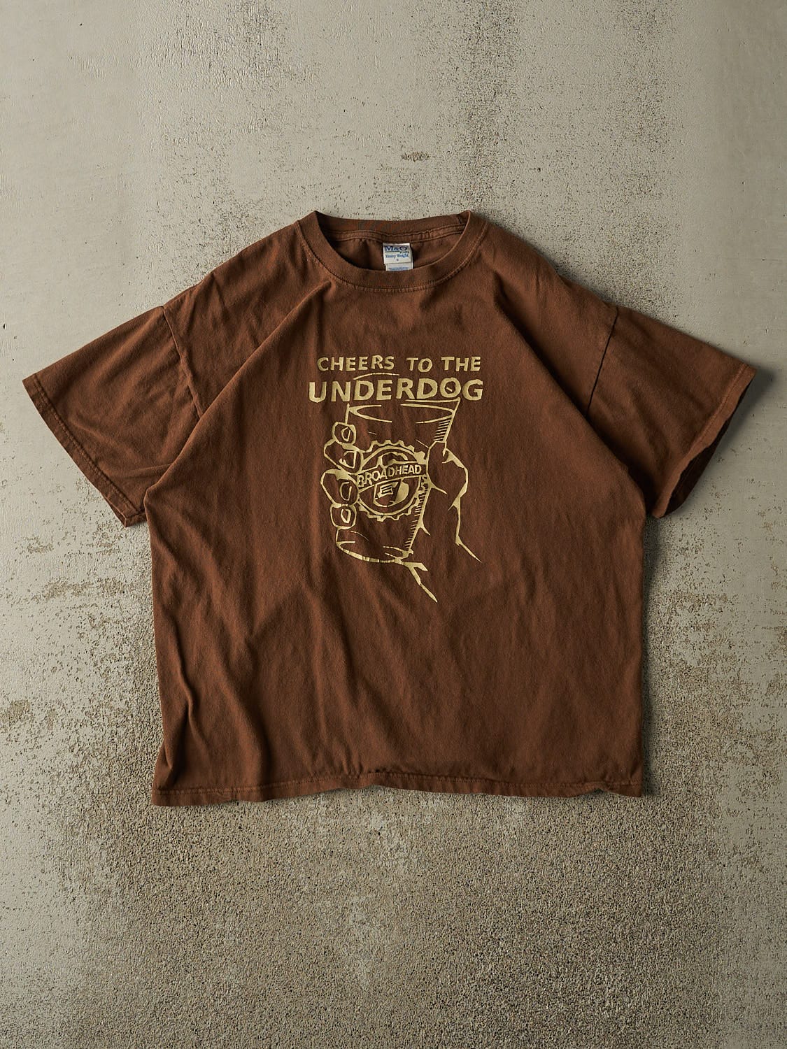 Vintage Y2K Brown Broadhead Beer "Cheers to the Under Dog" Tee (M/L)