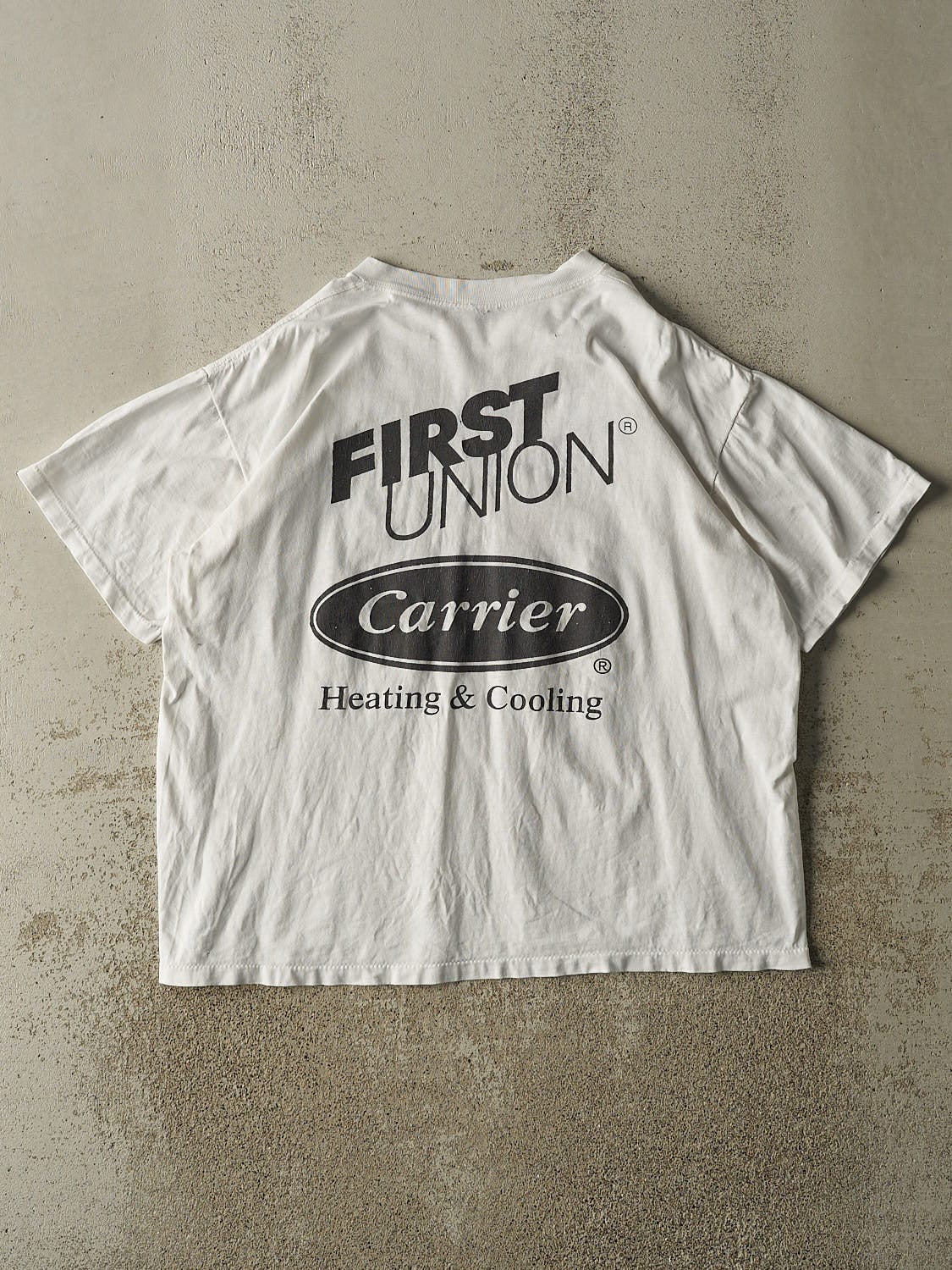 Vintage 95' White  Charlotte Hornets "U Gotta Bee There" Tee (L)
