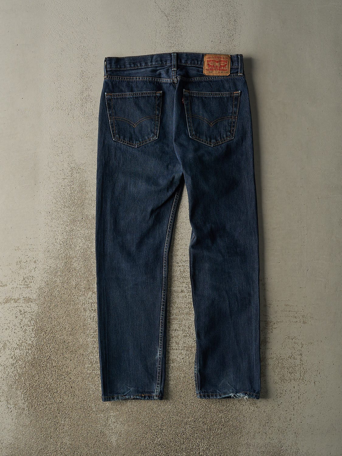 Vintage Y2K Dark Wash Levi's 505 Jeans (33x30.5)