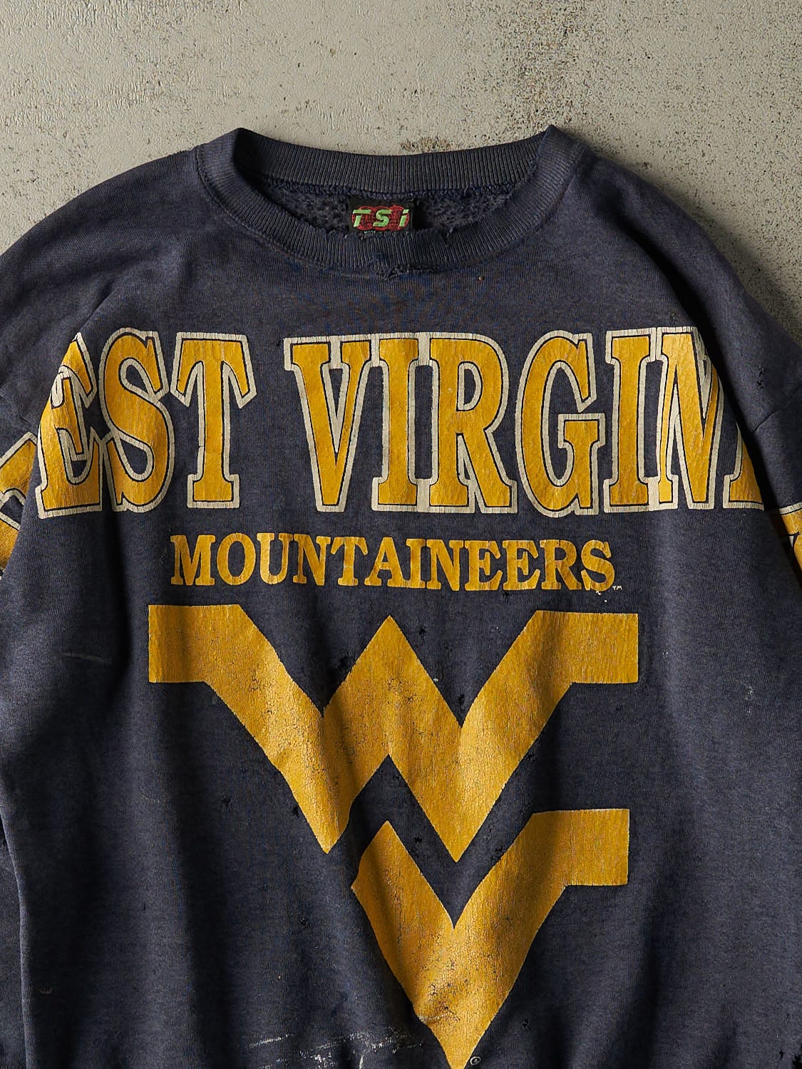 Vintage 80s Navy Blue West Virginia Mountaineers Crewneck (L/XL)