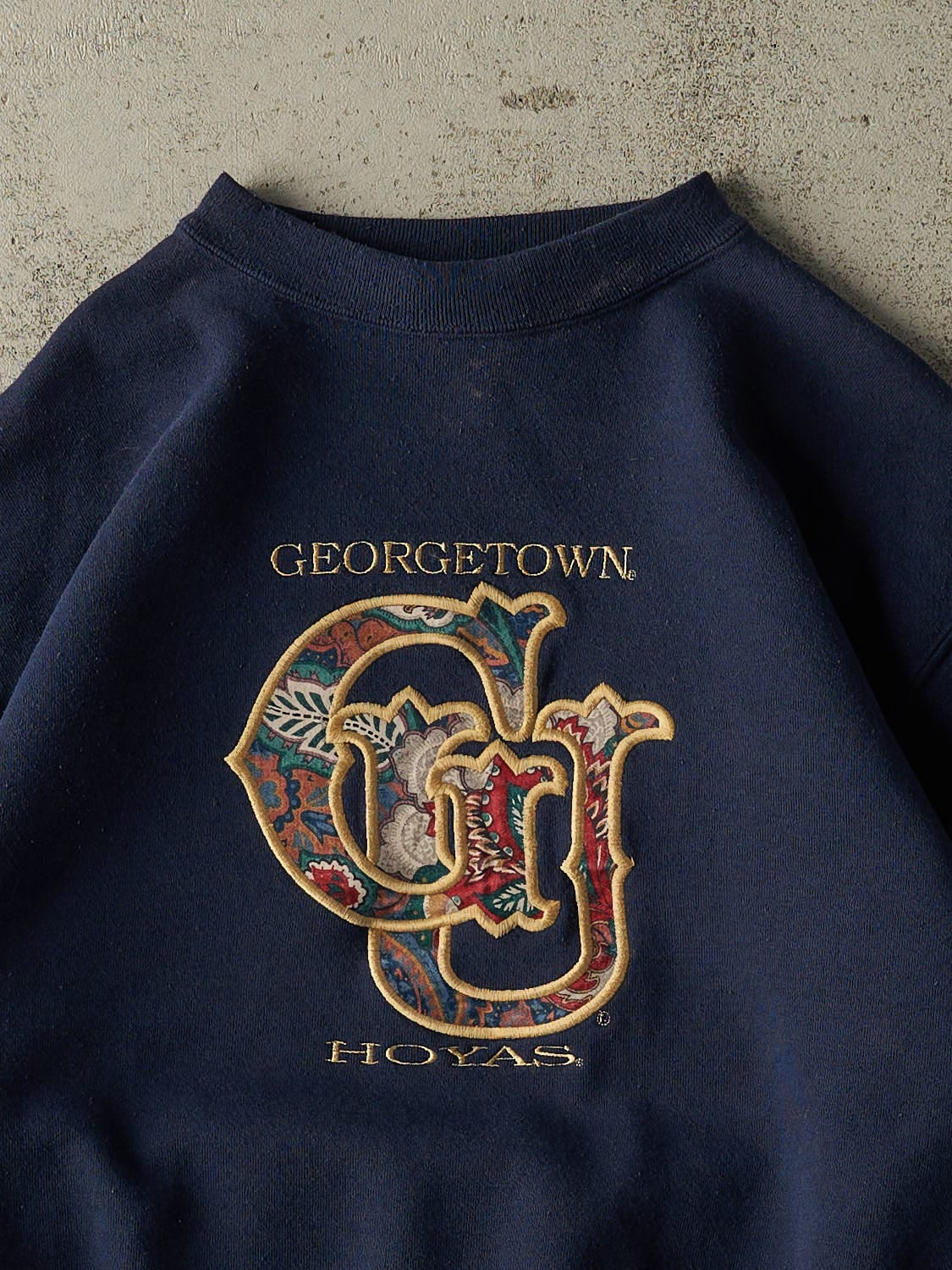 Vintage 90s Navy Blue Georgetown University Hoyas Embroidered Crewneck (M)