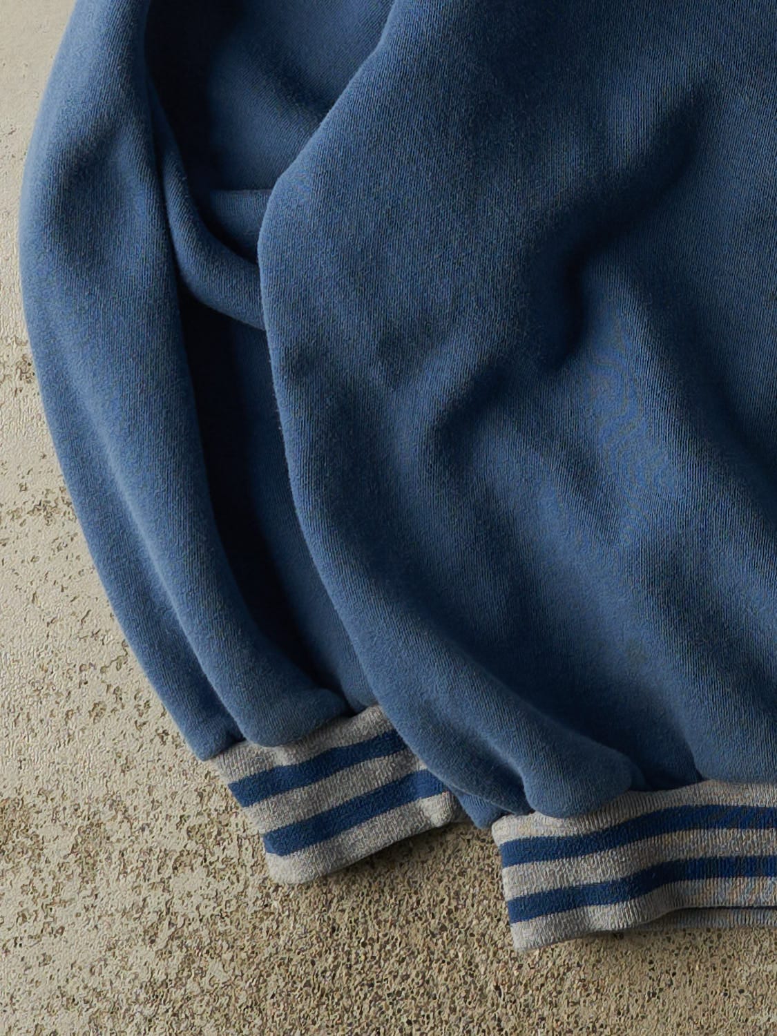 Vintage 90s Blue Striped Crewneck (XL)