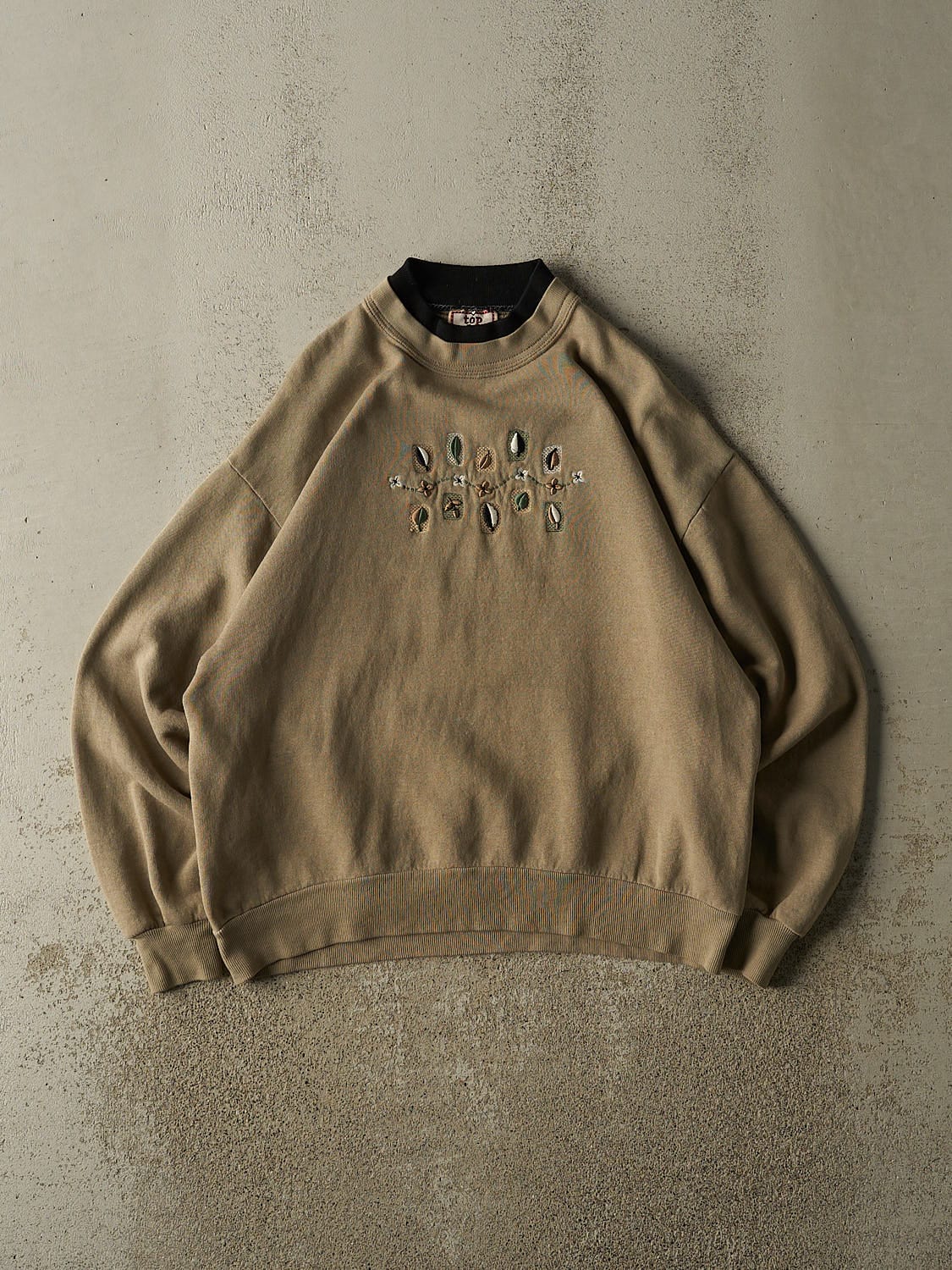 Vintage 90s Green Nature Embroidered Crewneck (M/L)