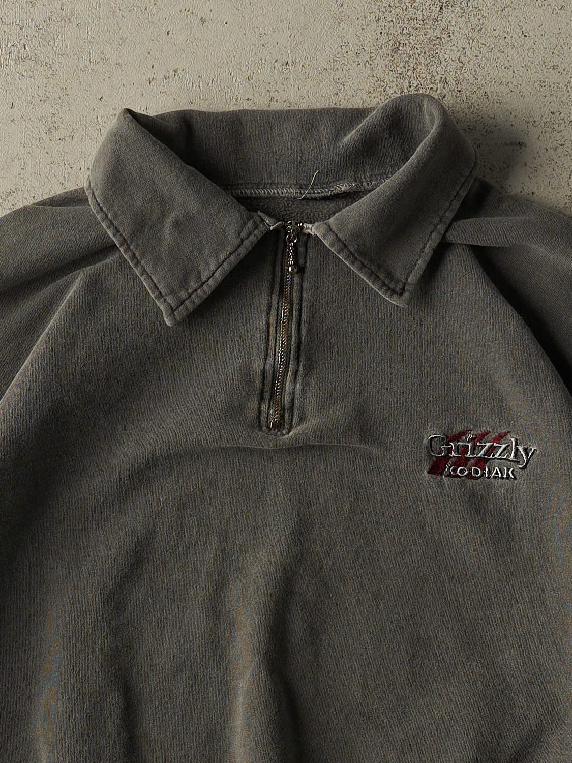 Vintage 90s Faded Charcoal Grey Kodiak Quarter Zip Sweater (XL)