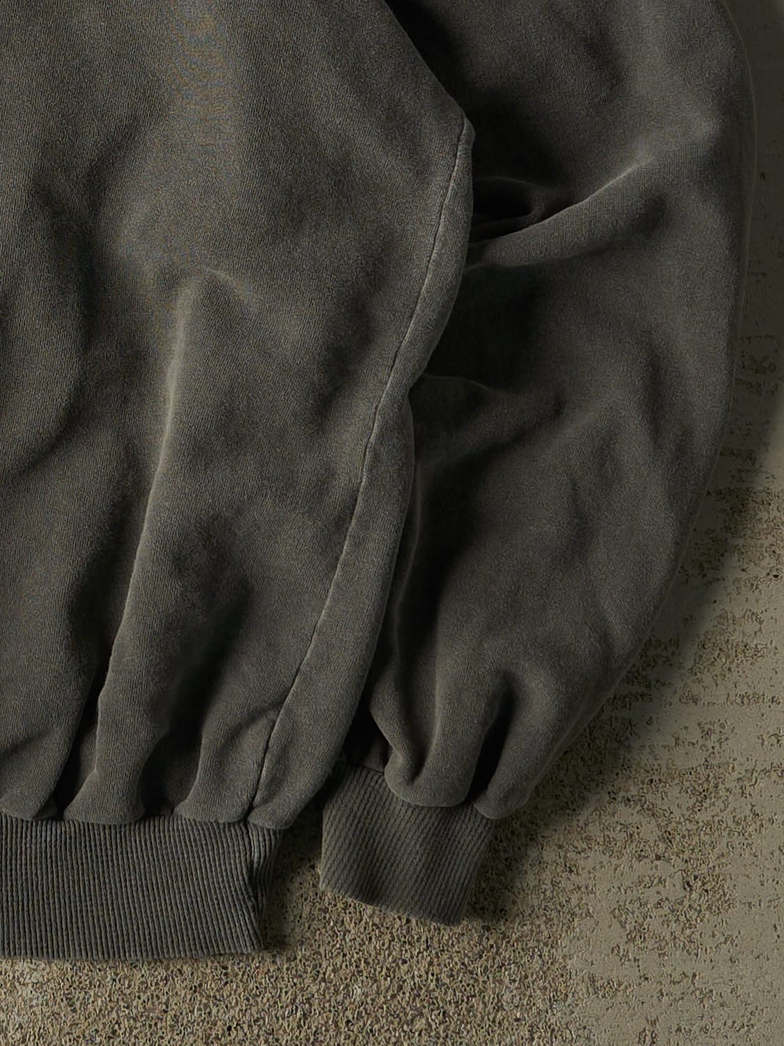 Vintage 90s Faded Charcoal Grey Kodiak Quarter Zip Sweater (XL)