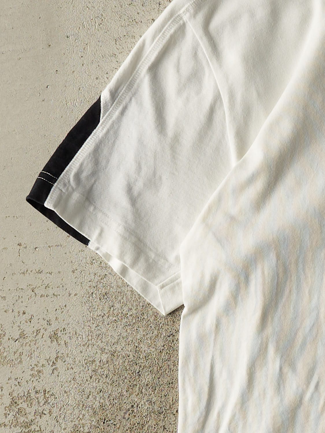 Vintage Y2K White Porsche 911 Quarter Button Tee (XS/S)