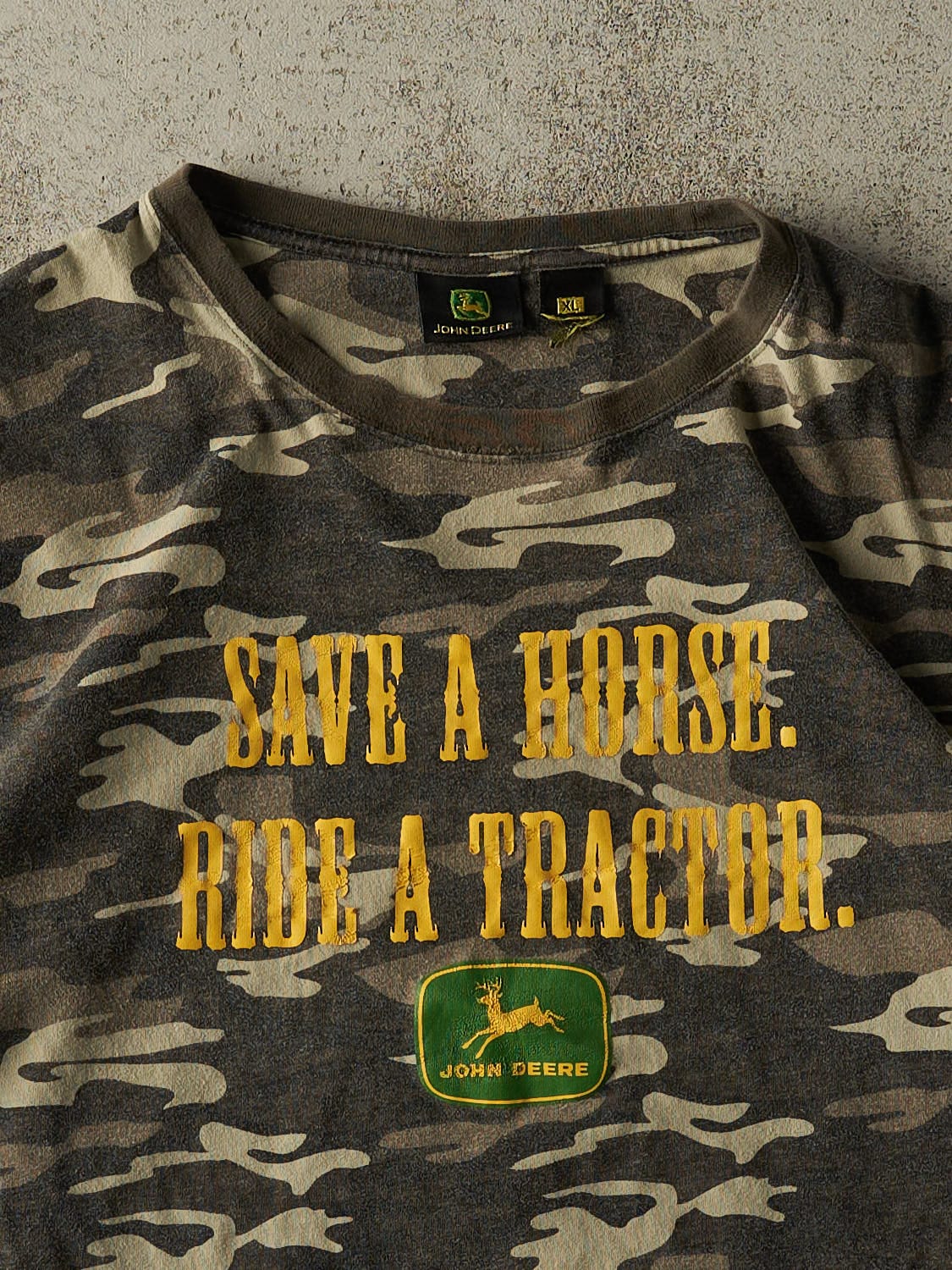 Vintage Y2K Camo John Deere "Ride A Tractor" Tee (L/XL)
