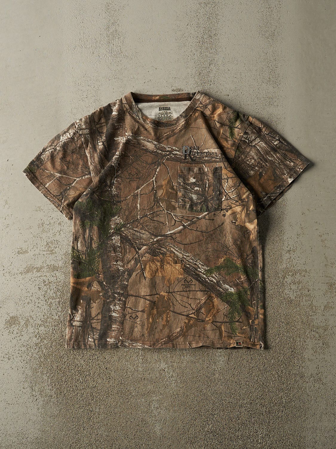 Vintage 90s Camo Russell Athletic x Realtree Pocket Tee (M)