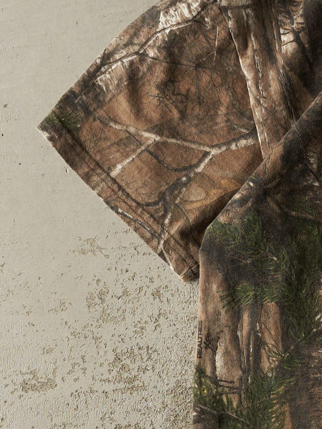 Vintage 90s Camo Russell Athletic x Realtree Pocket Tee (M)