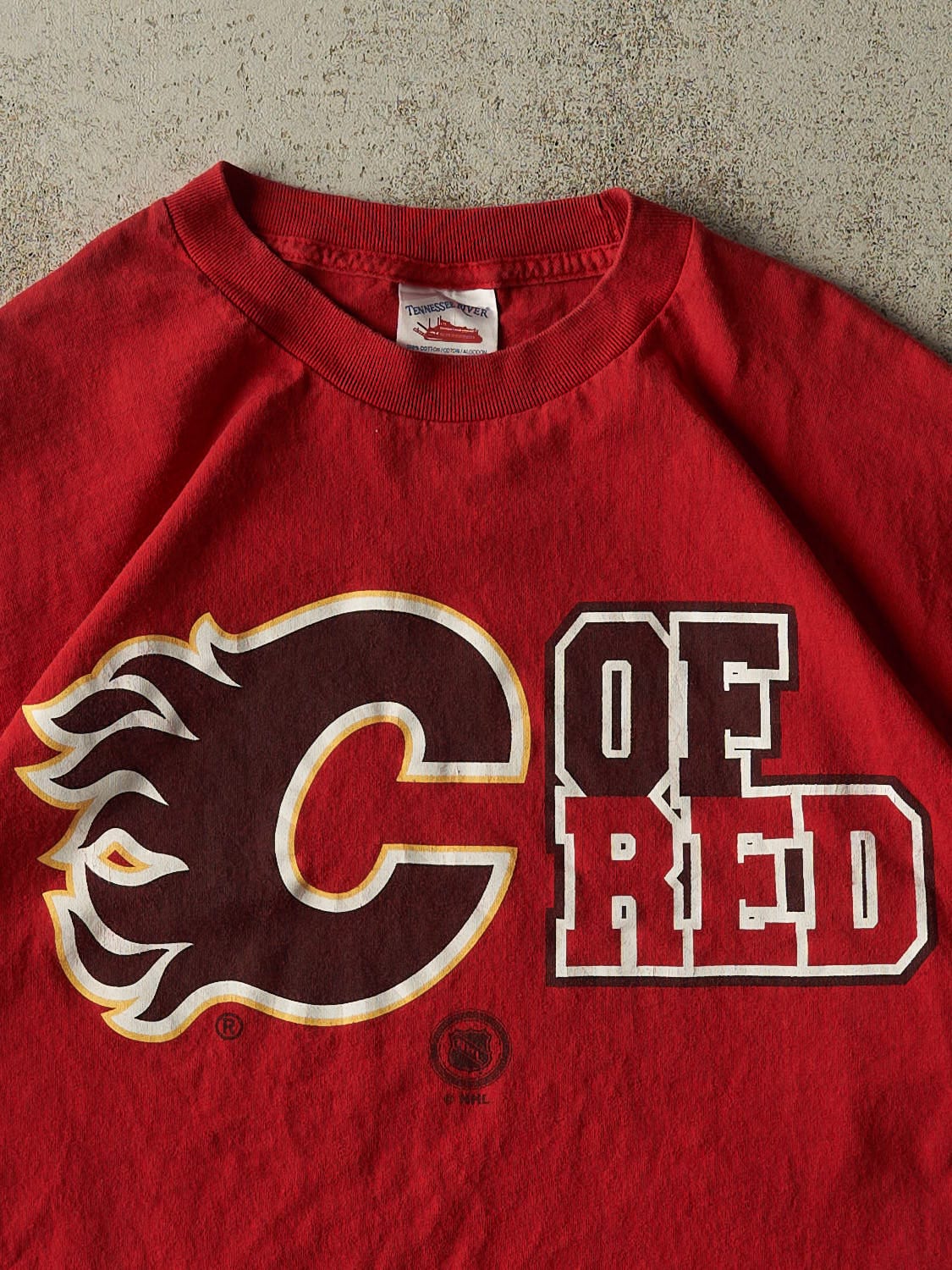 Vintage Y2K Red Calgary Flames "C Of Red" Tee (L/XL)