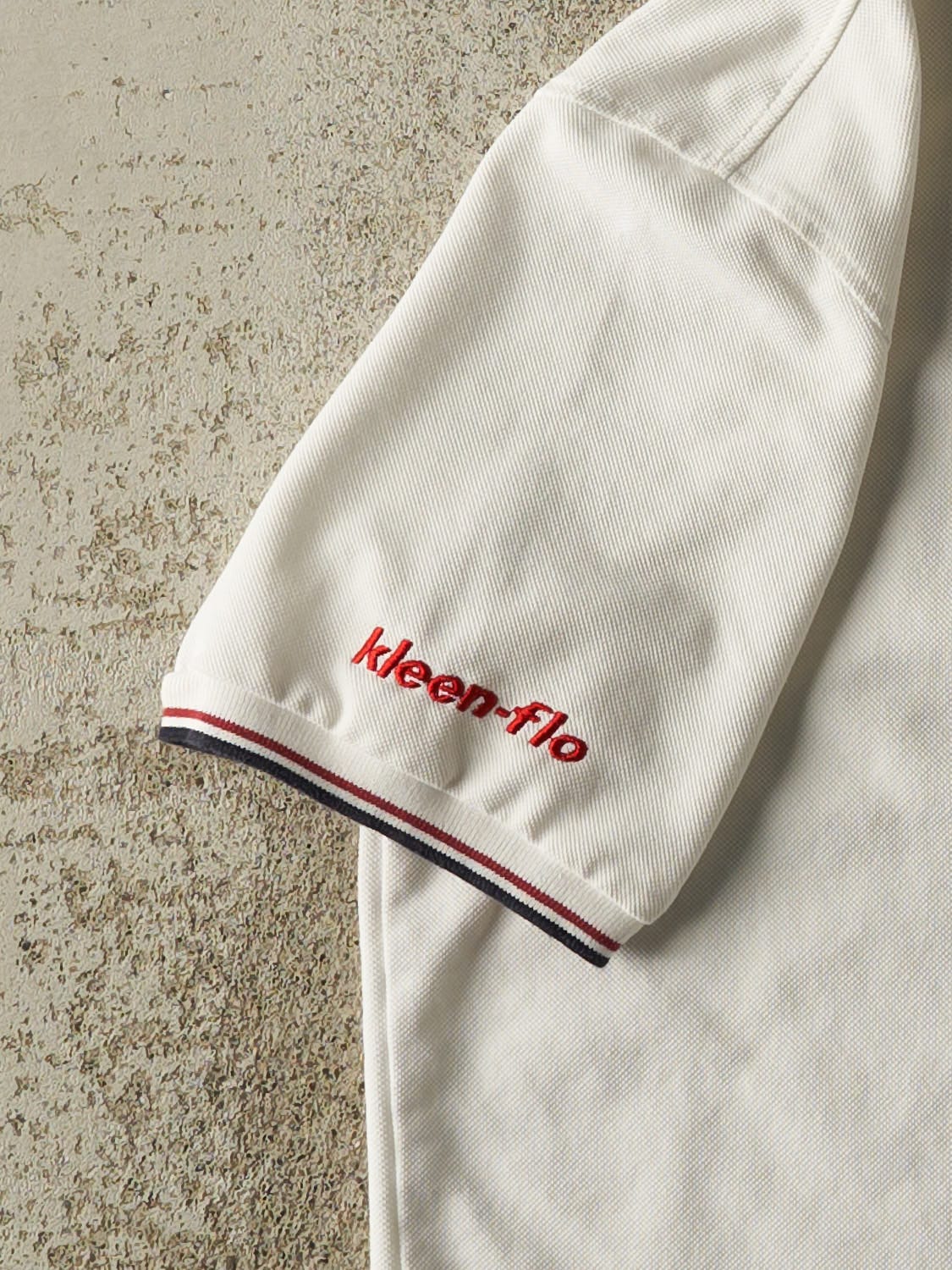 Vintage Y2K White Porsche Embroidered Quarter Button Tee (L)
