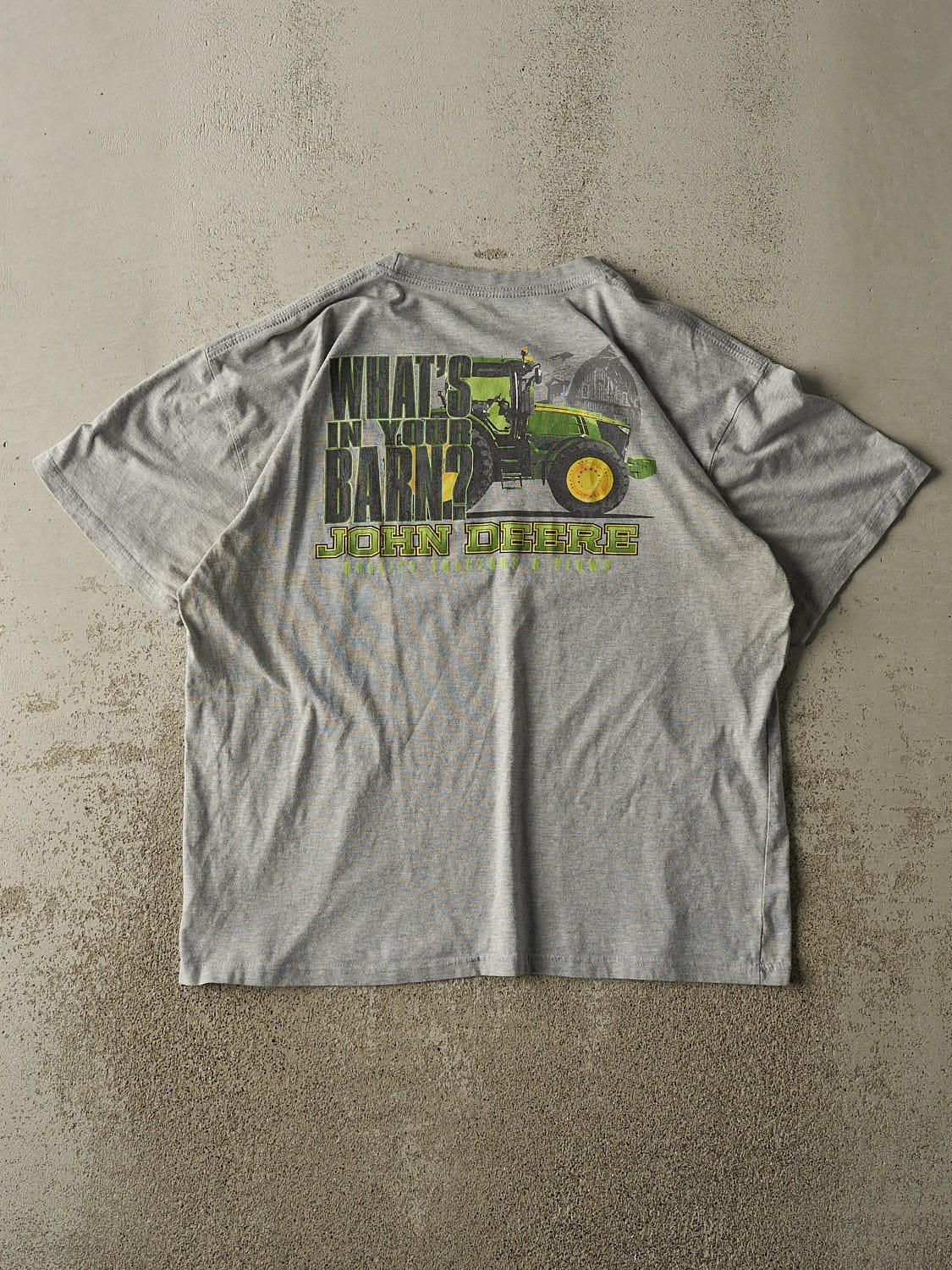 Vintage Y2K Heather Grey John Deere "Whats In Your Barn?" Tee (L/XL)