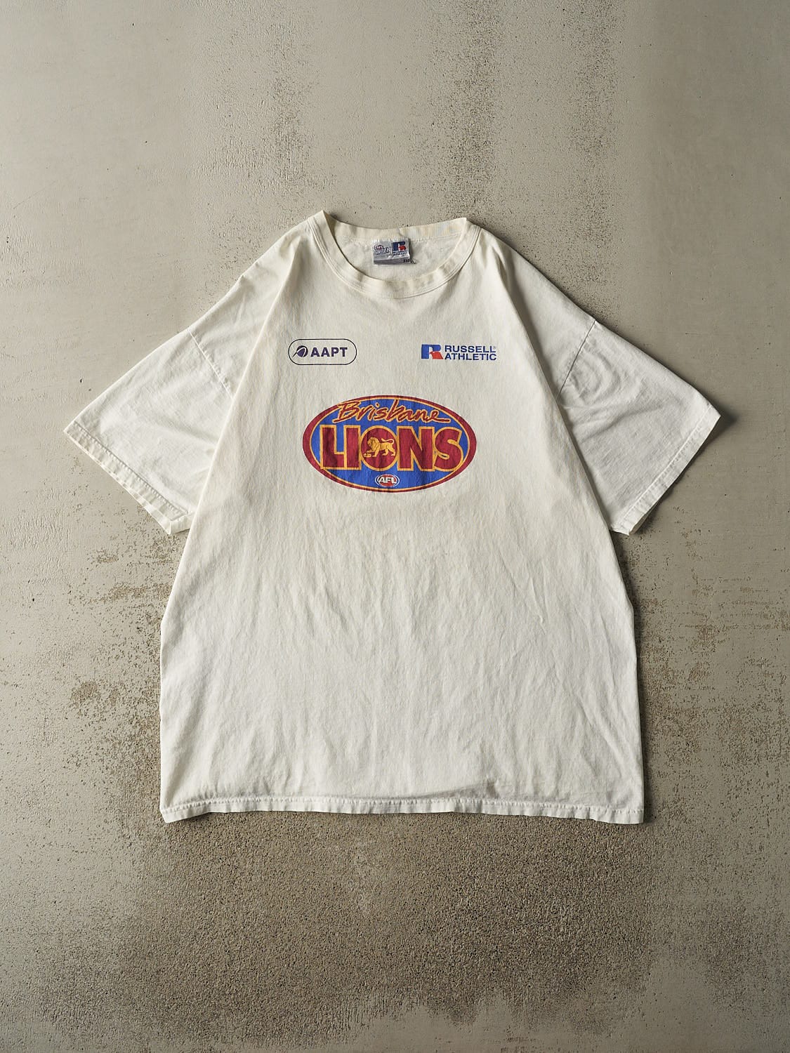 Vintage 90s White Brisbane Lions Russell Athletic Tee (XXL/XXXL)