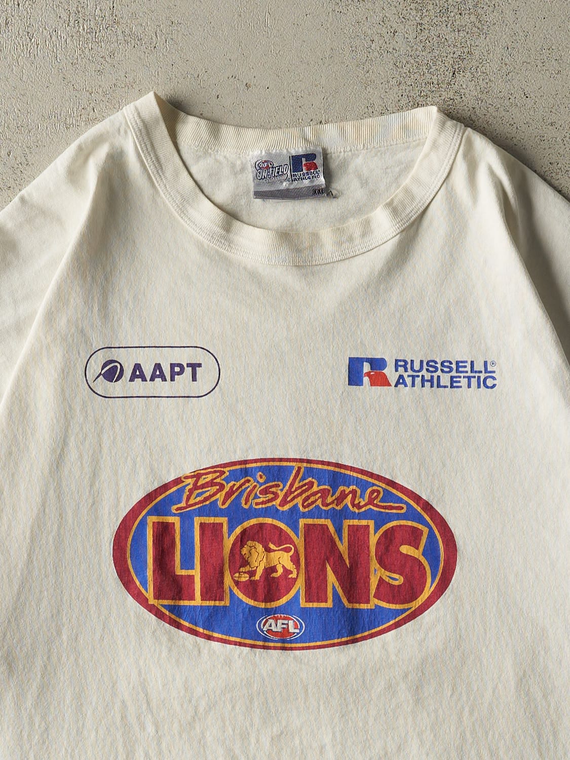Vintage 90s White Brisbane Lions Russell Athletic Tee (XXL/XXXL)