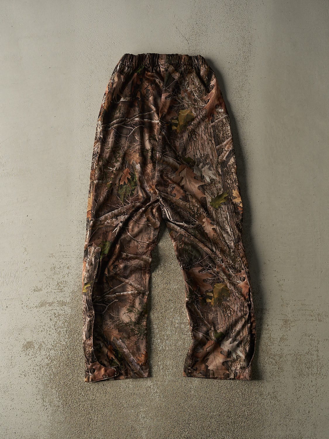 Vintage Y2K Camo Polyester Track Pants (24x31)