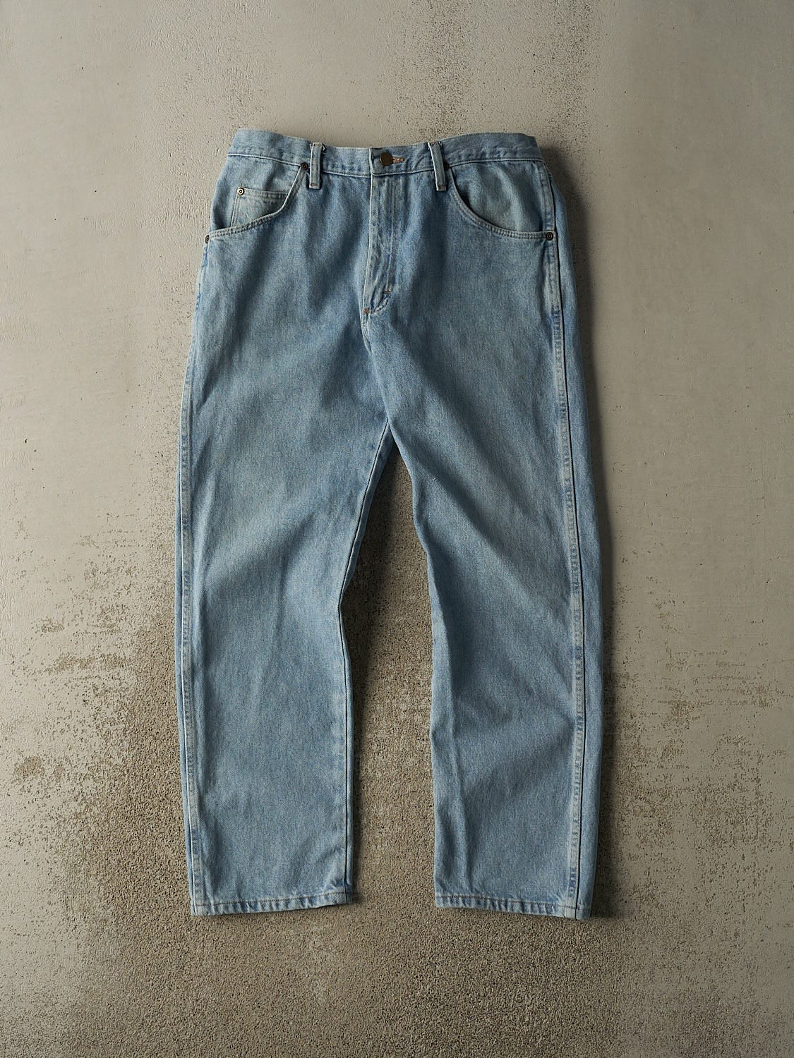 Vintage 90s Light Wash Wrangler Jeans (34x29.5)