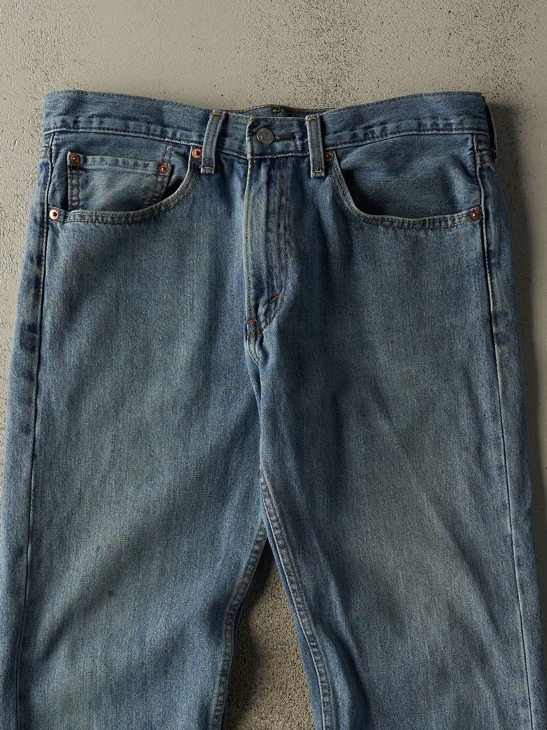Vintage Y2K Mid Wash Levi's 505 Jeans (33x29)