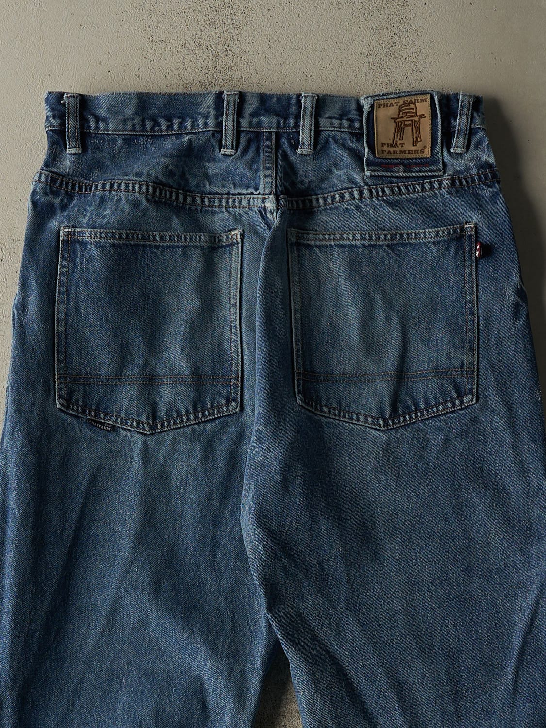 Vintage 90s Mid Wash Phat Farm Jeans (32x27.5)