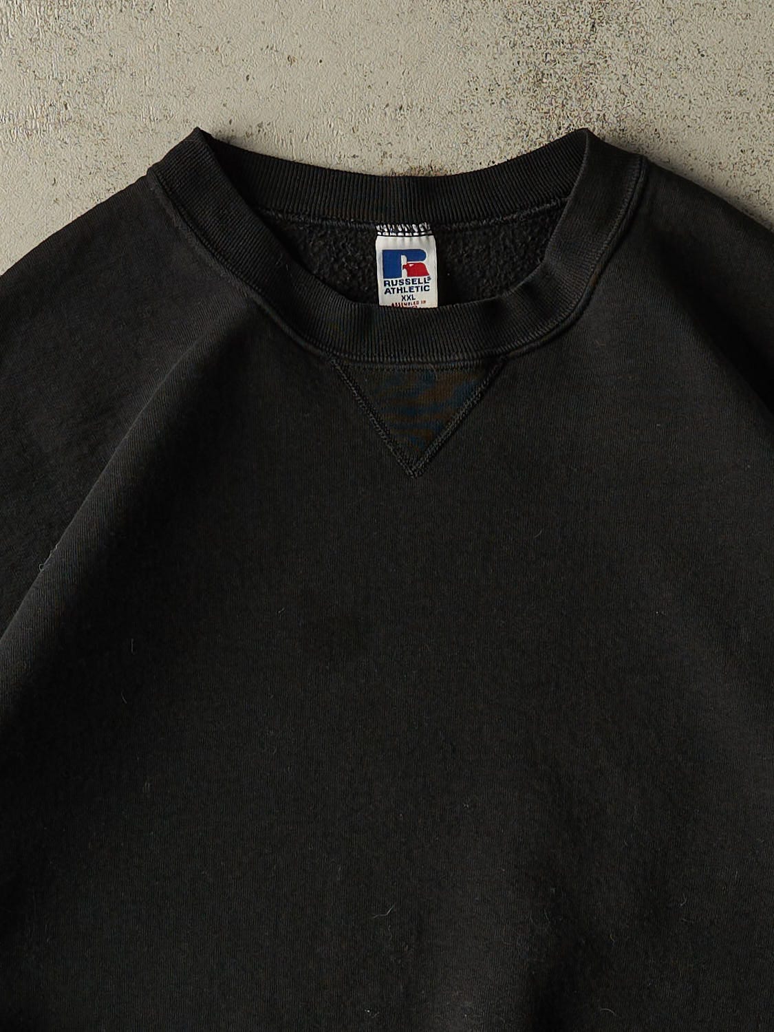 Vintage 90s Black Russell Athletic Blank Crewneck (XL/XXL)