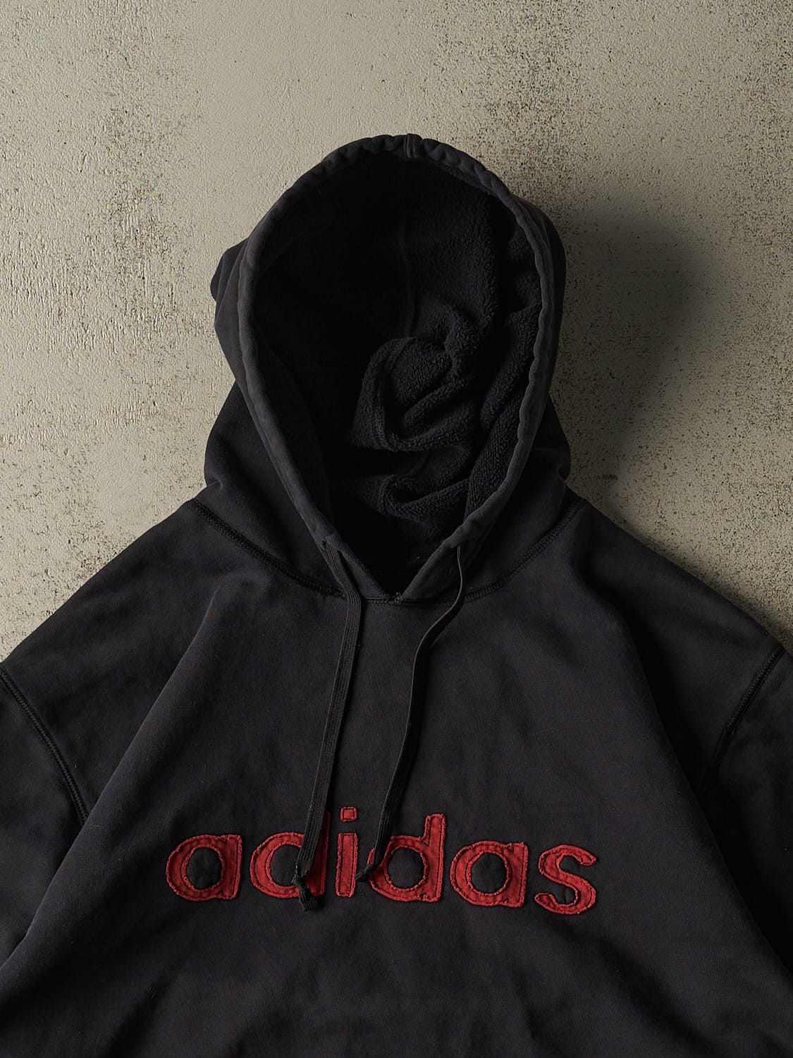 Vintage 90s Black Adidas Embroidered Hoodie (XL/XXL)