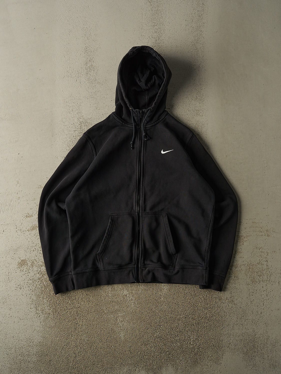 Vintage Y2K Black Nike Zip Up Hoodie (L/XL)