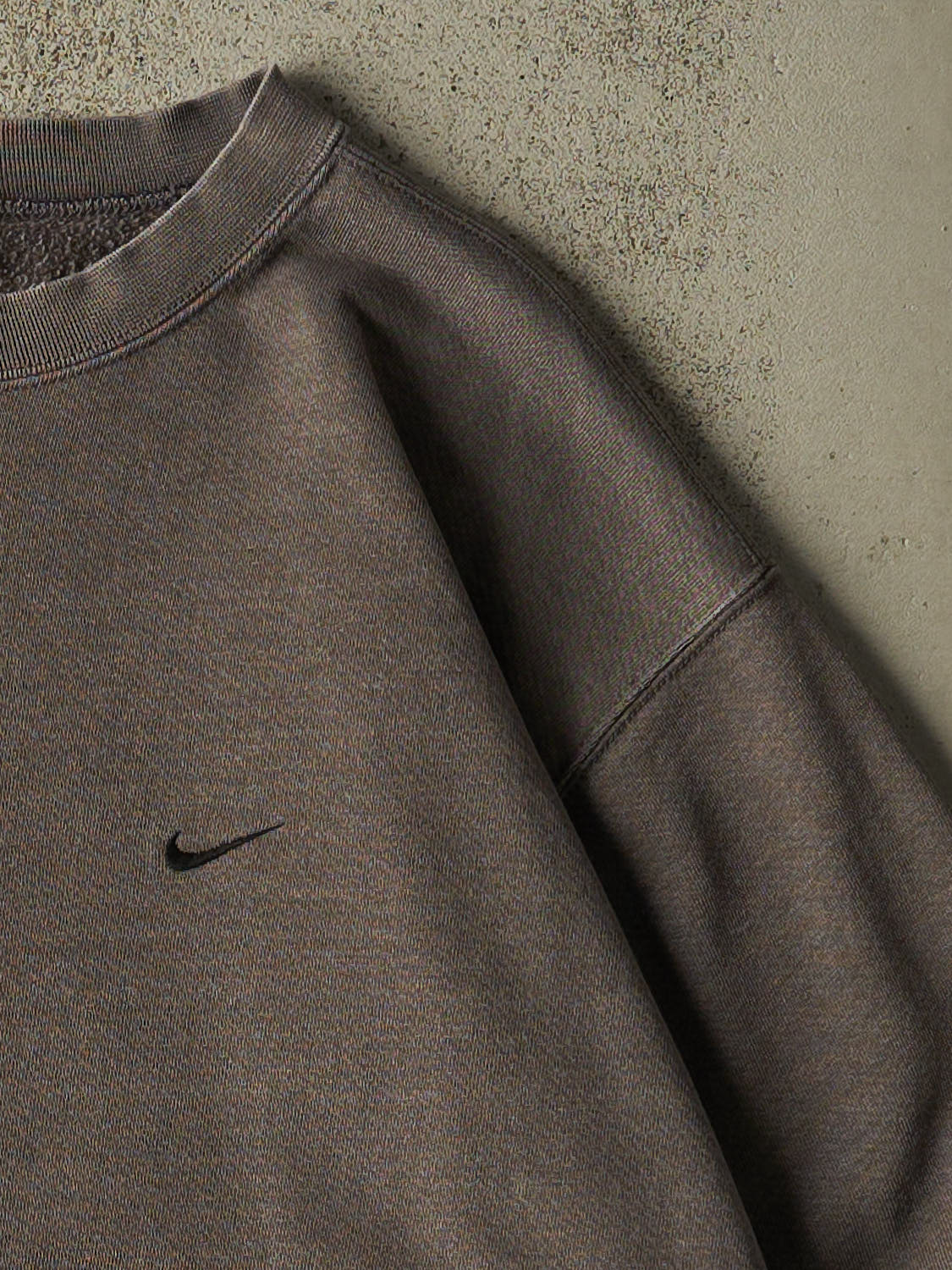 Vintage 90s Charcoal Grey Nike Embroidered Crewneck (XL/XXL)