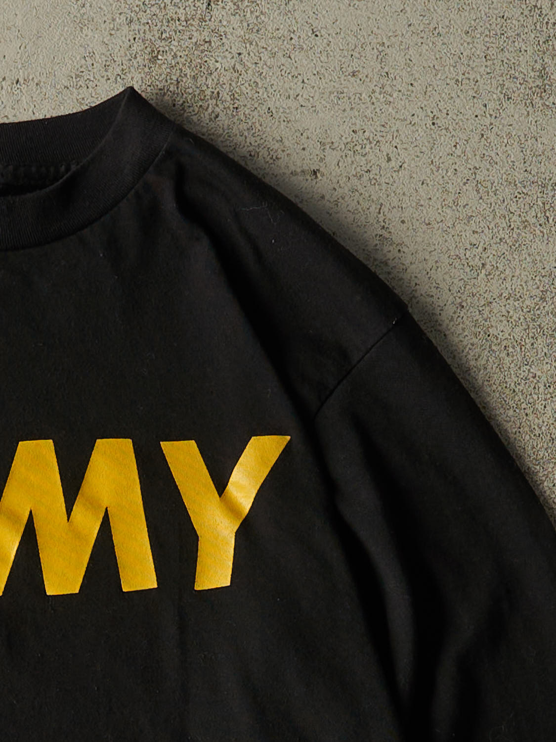 Vintage Y2K Black US Army Long Sleeve (M/L)