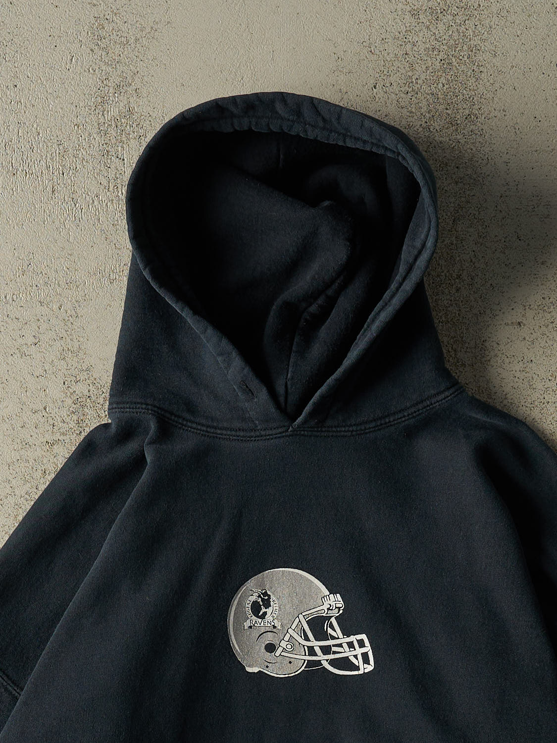 Vintage 90s Black Eugene Ravens Football Hoodie (L)