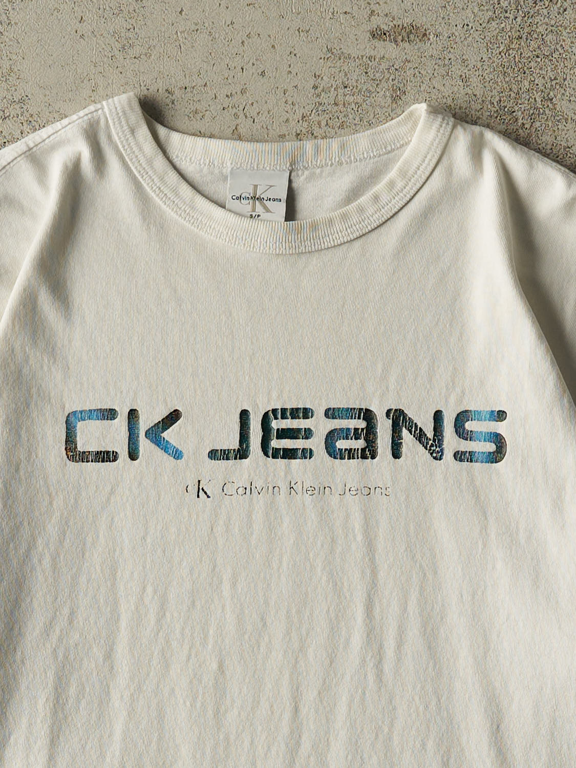 Vintage Y2K White Calvin Klein Jeans Tee (M/L)