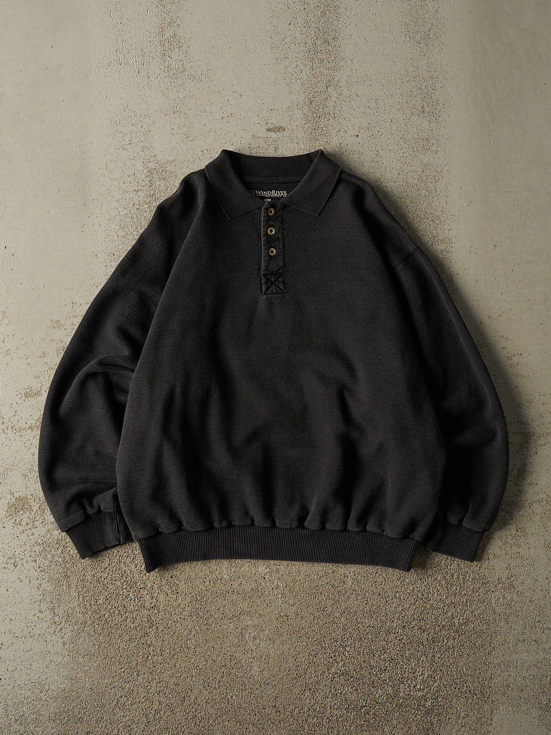 Vintage Y2K Black Wind River Quarter Button Sweater (M/L)