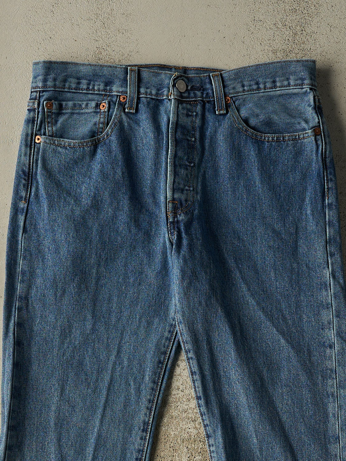 Vintage Y2K Dark Wash Levi's 501 Jeans (31x30)