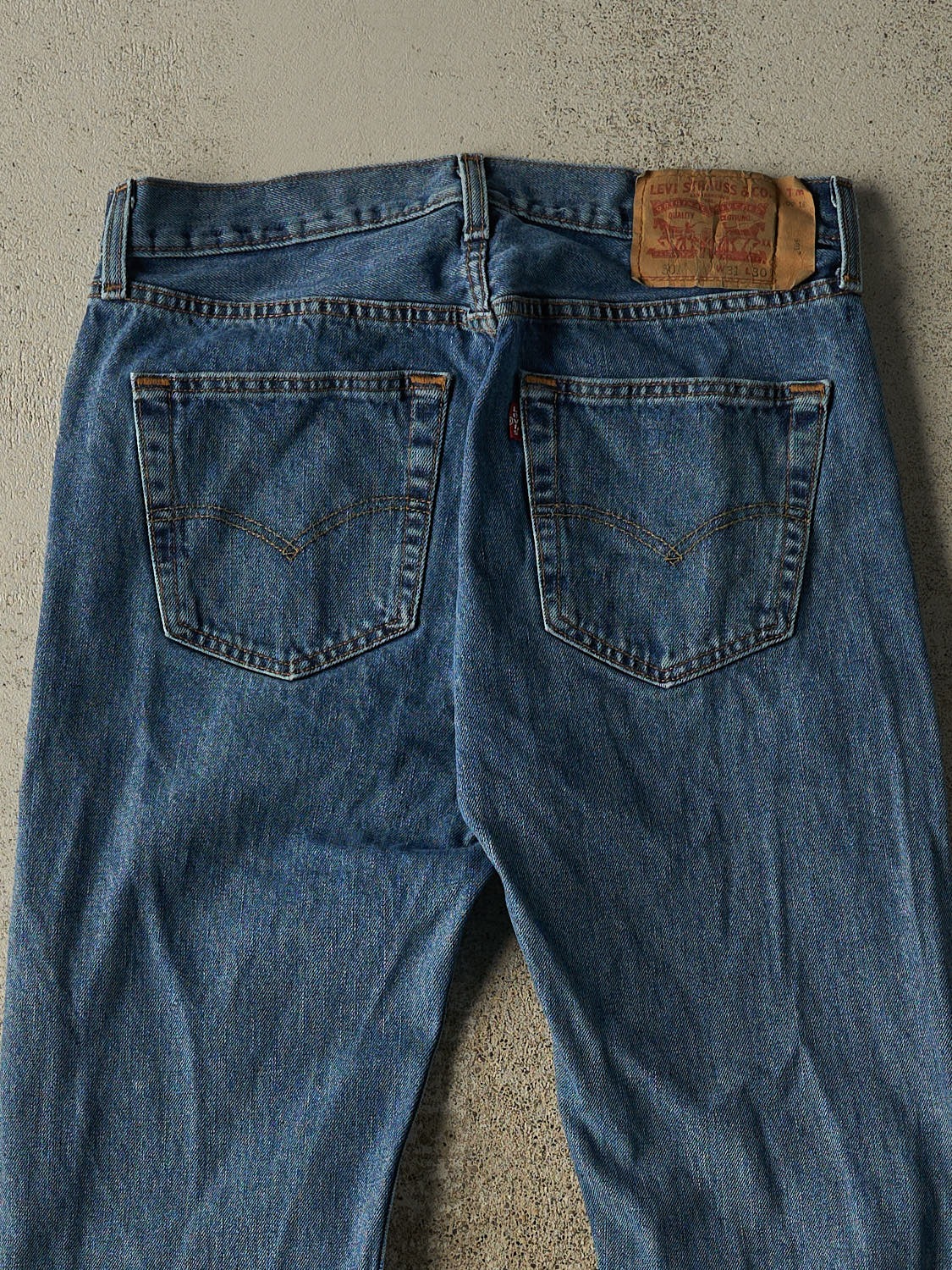 Vintage Y2K Dark Wash Levi's 501 Jeans (31x30)
