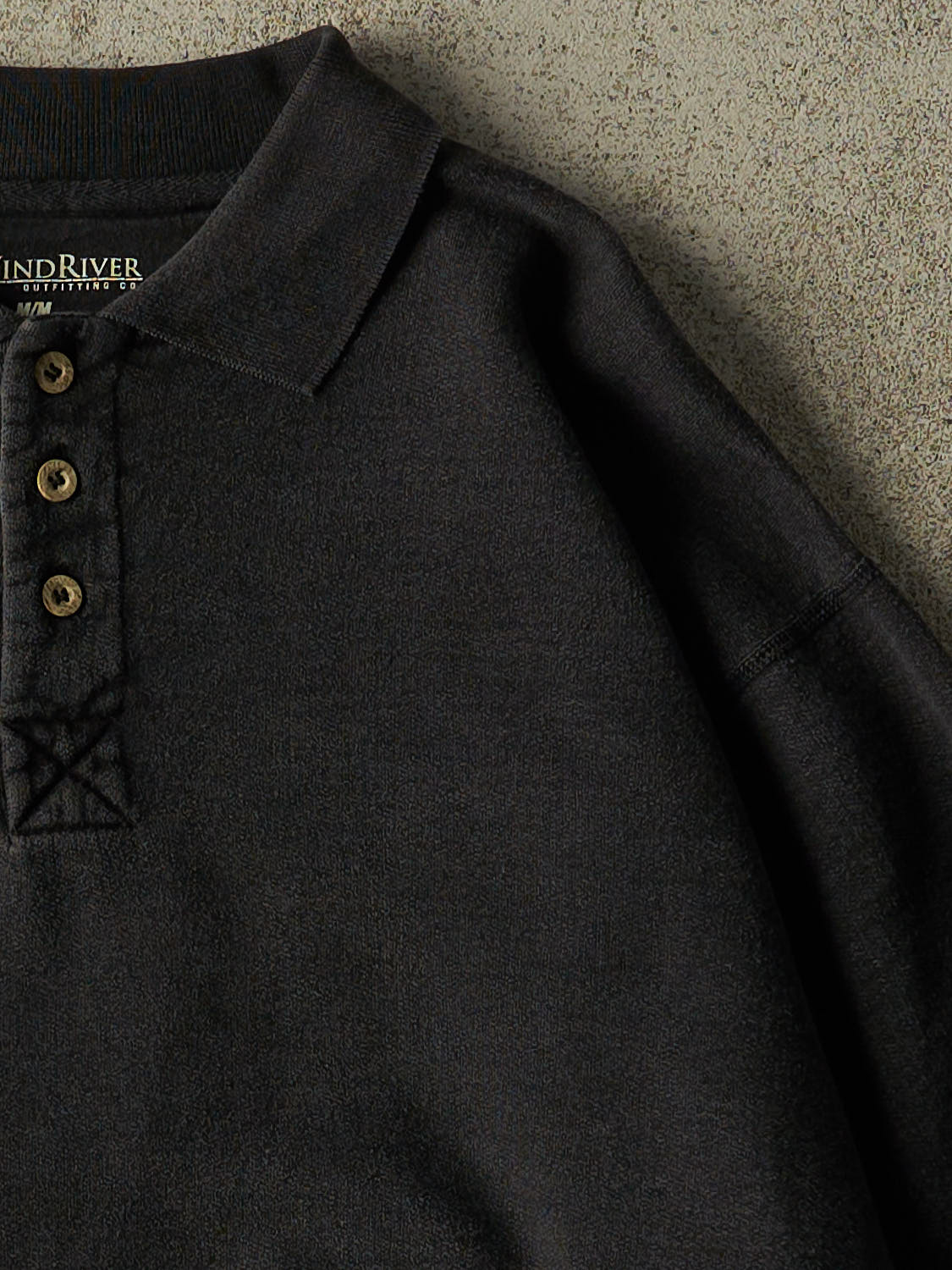 Vintage Y2K Black Wind River Quarter Button Sweater (M/L)