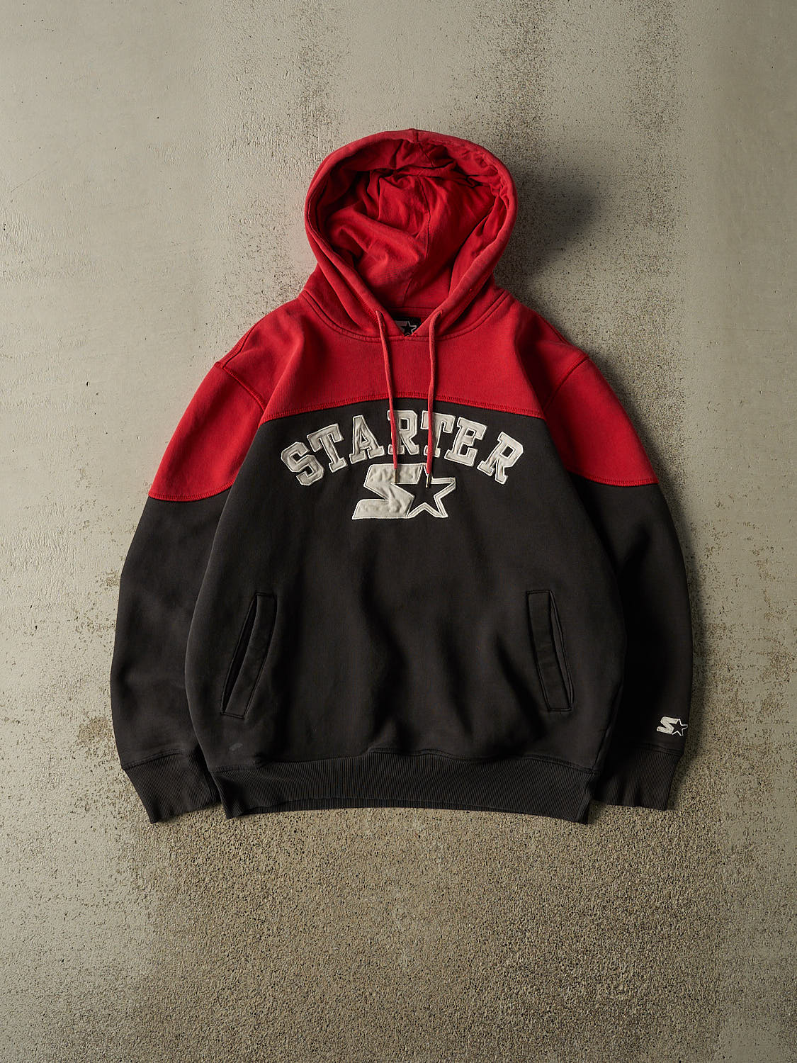 Vintage Y2K Black Starter Embroidered Logo Hoodie (M/L)