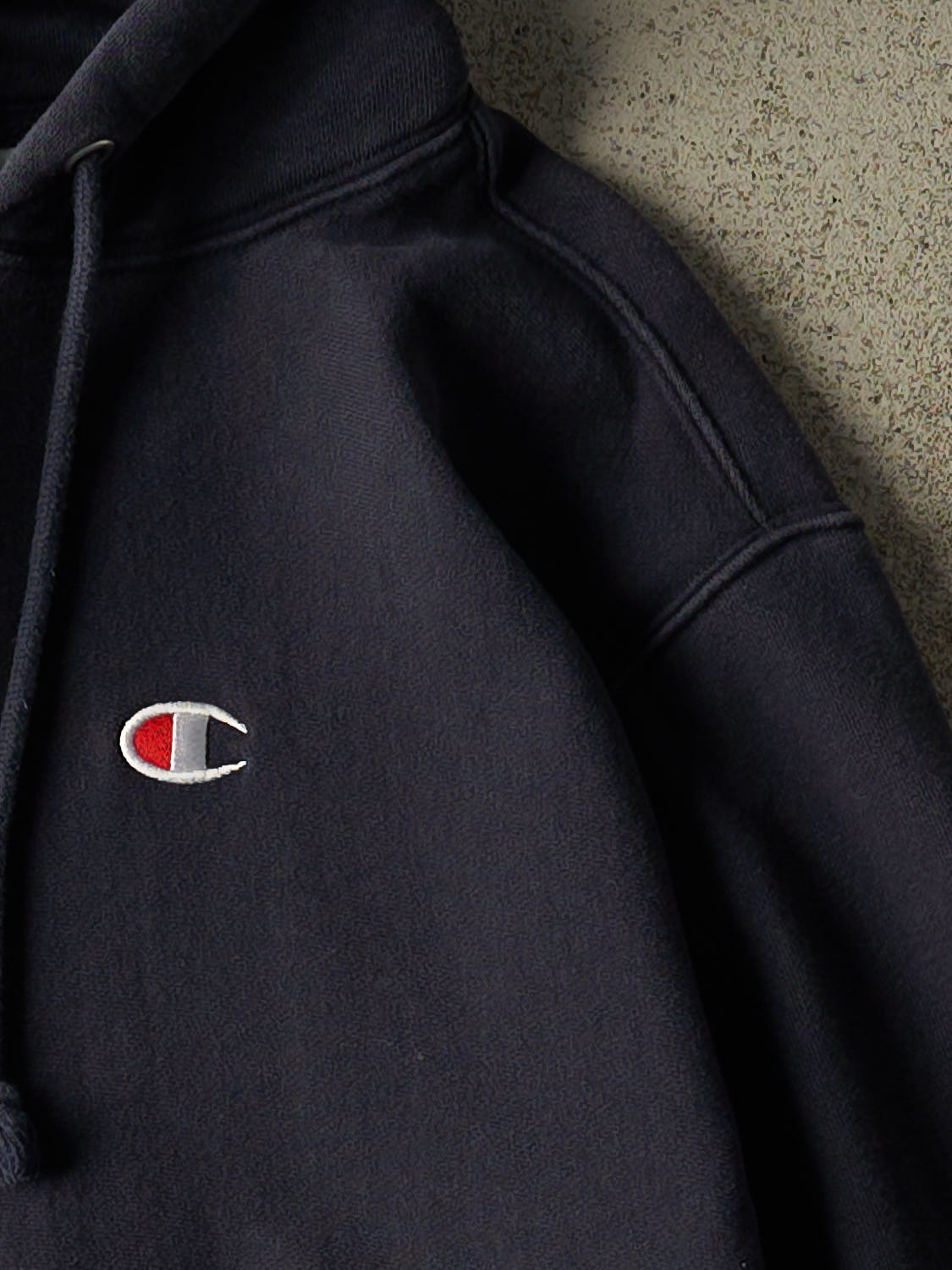 Vintage Y2K Navy Blue Champion Reverse Weave Hoodie (S/M)