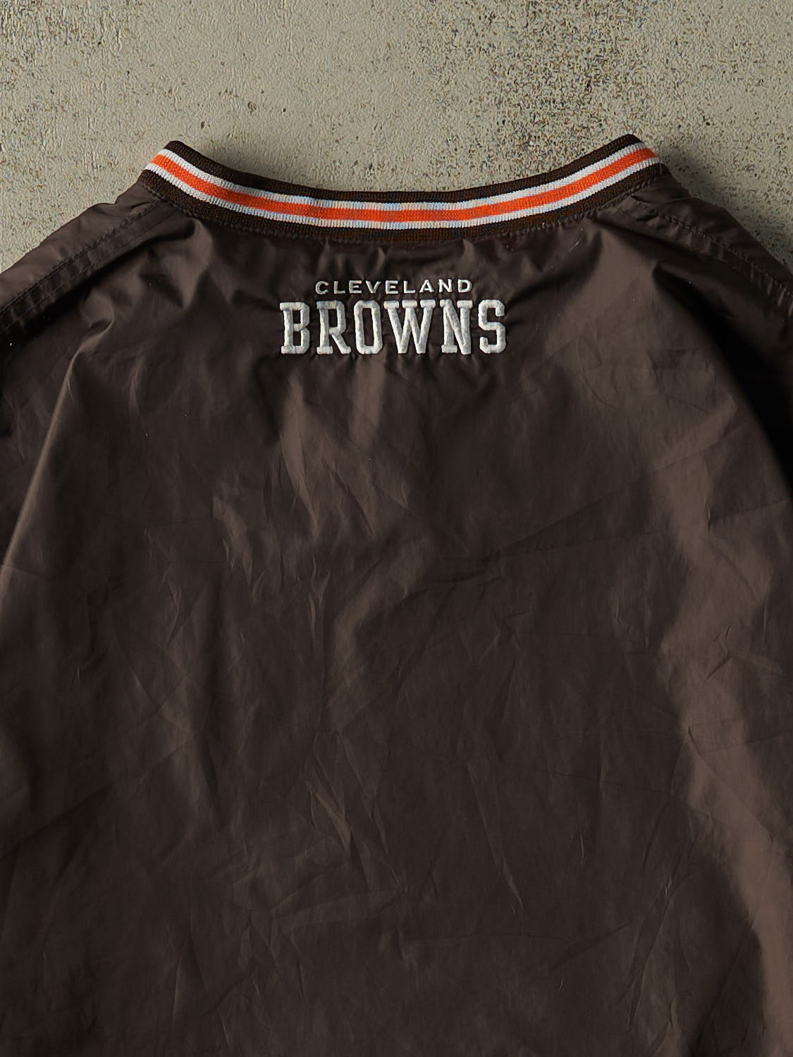 Vintage Y2K Brown Cleveland Browns Pullover Windbreaker Jacket (XL)