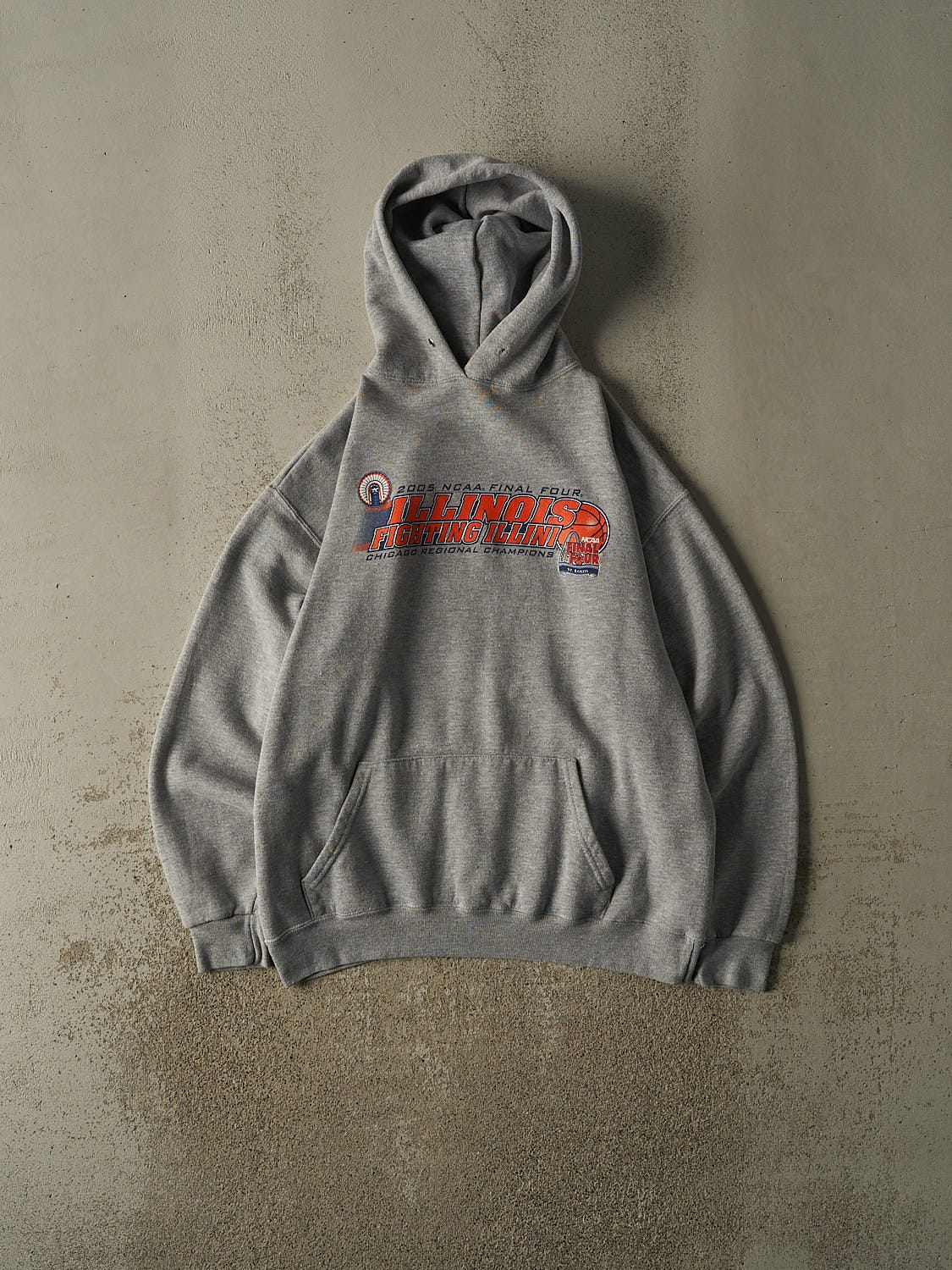 Vintage 05' Grey University of Illinois NCAA Regional Champions Hoodie (XL)