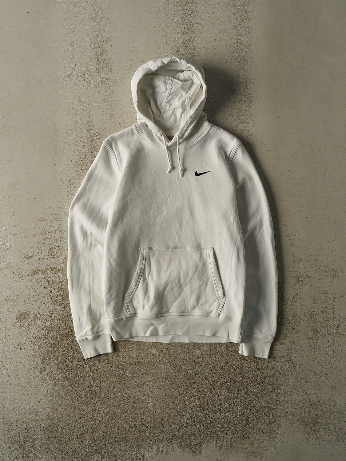 Vintage Y2K White Nike Embroidered Swoosh Hoodie (S/M)