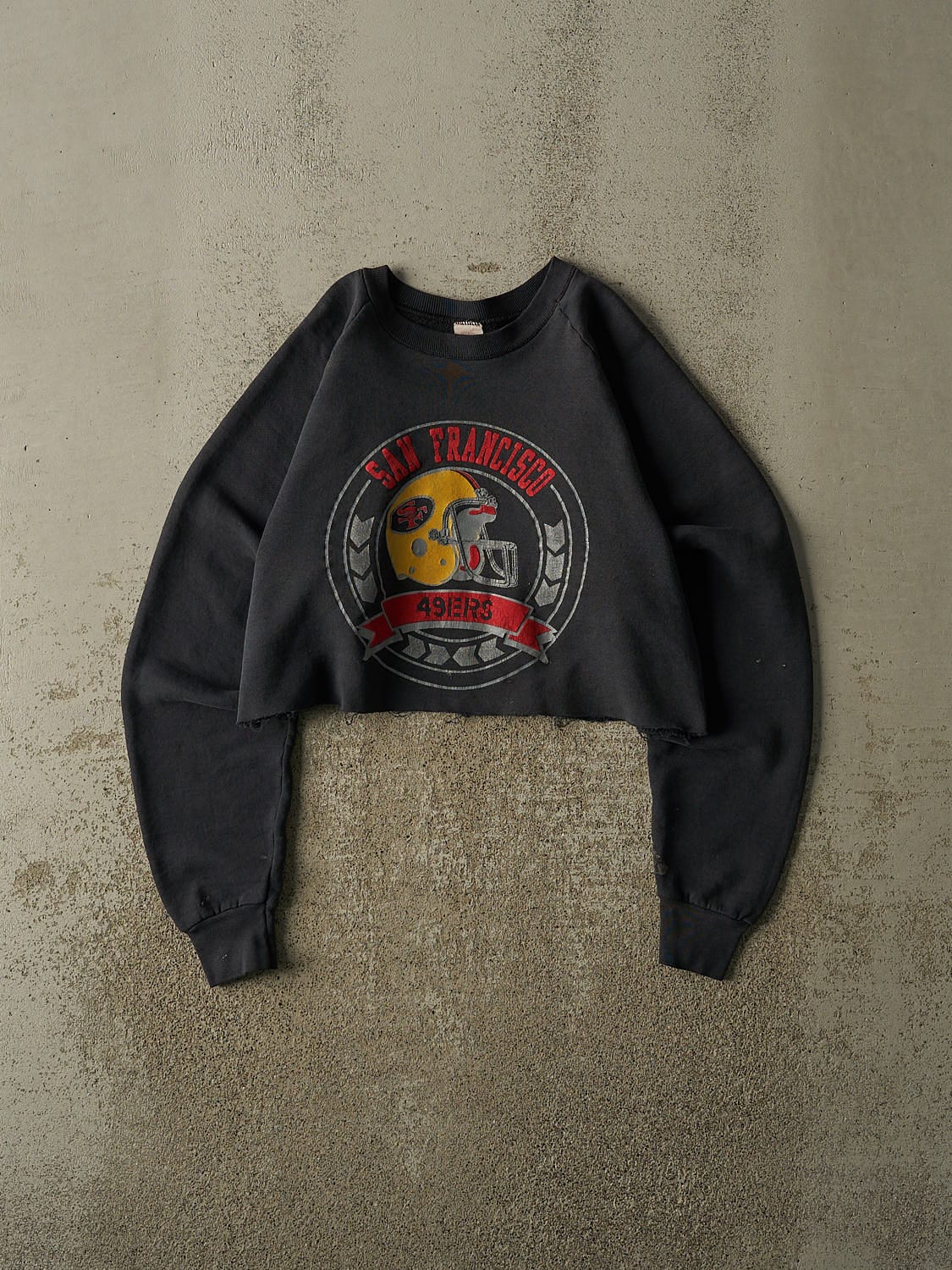 Vintage 80s Faded Black San Francisco 49ers Cropped Crewneck (XS/S)
