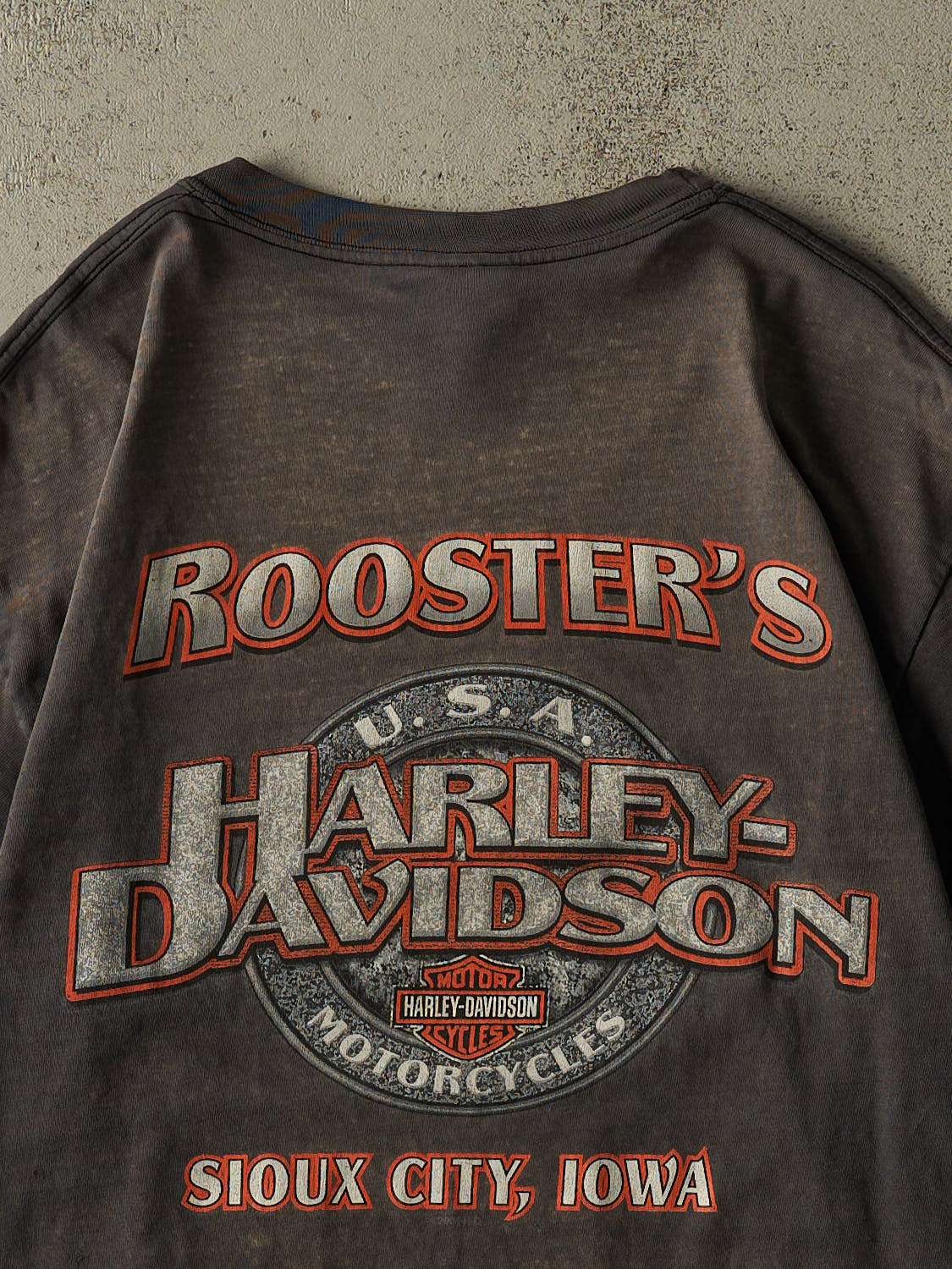Vintage 03' Sun Faded Black Harley Davidson Sioux City IA Tee (M/L)