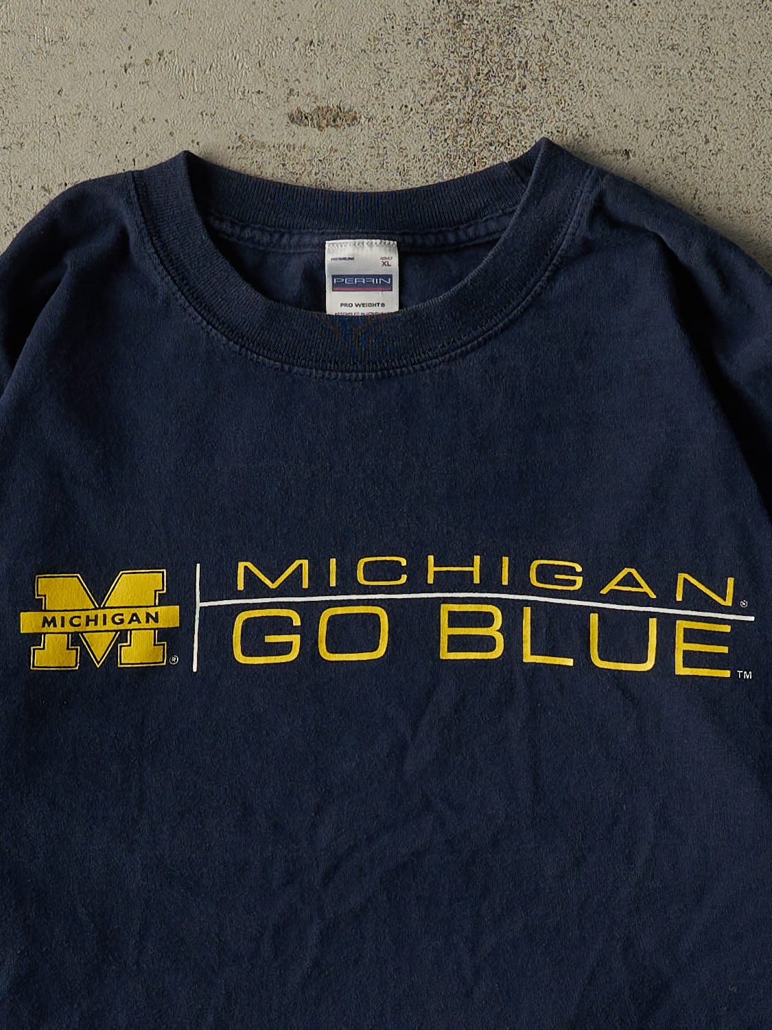 Vintage Y2K Navy Blue University of Michigan Cropped Long Sleeve (S/M)