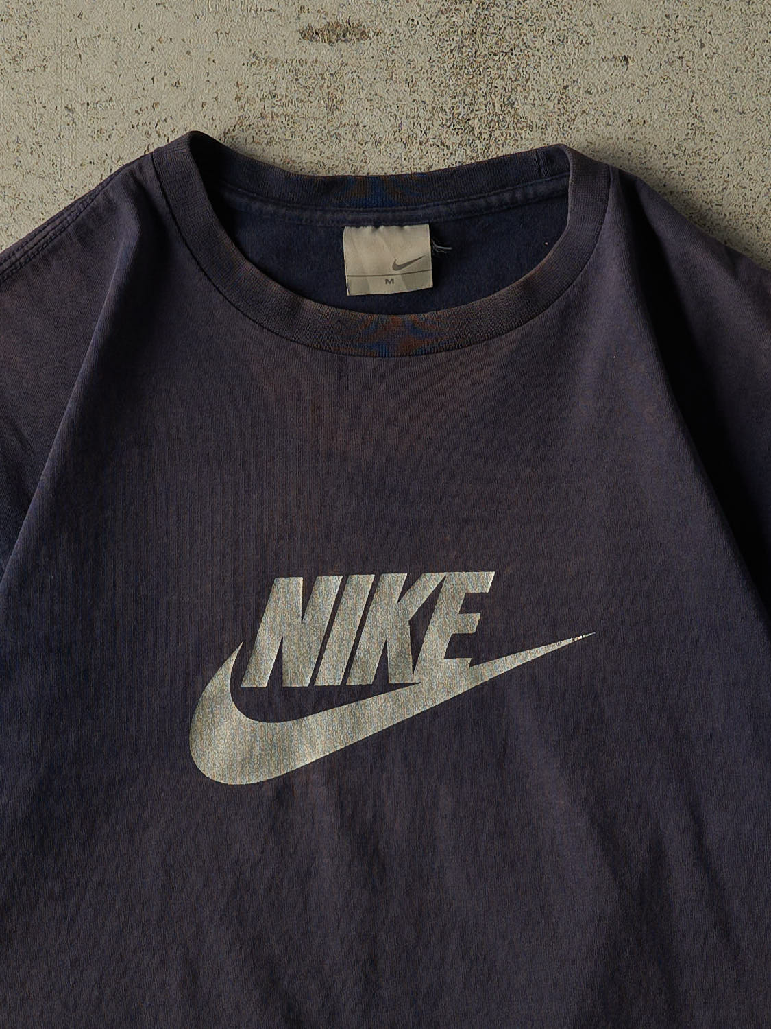 Vintage Y2K Sun Faded Navy Nike Tee (M)